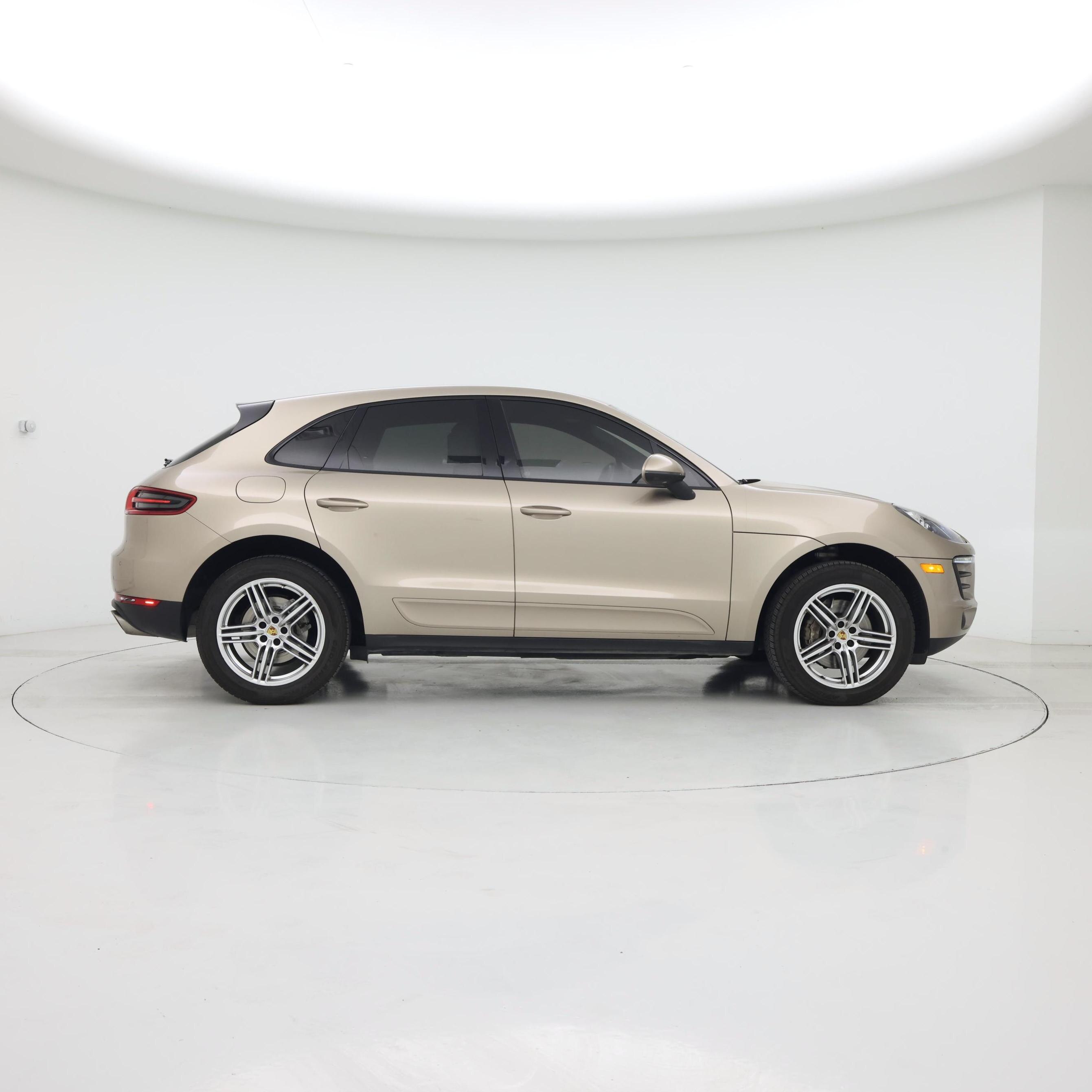 Thumbnail: 2017 Porsche Macan - 7