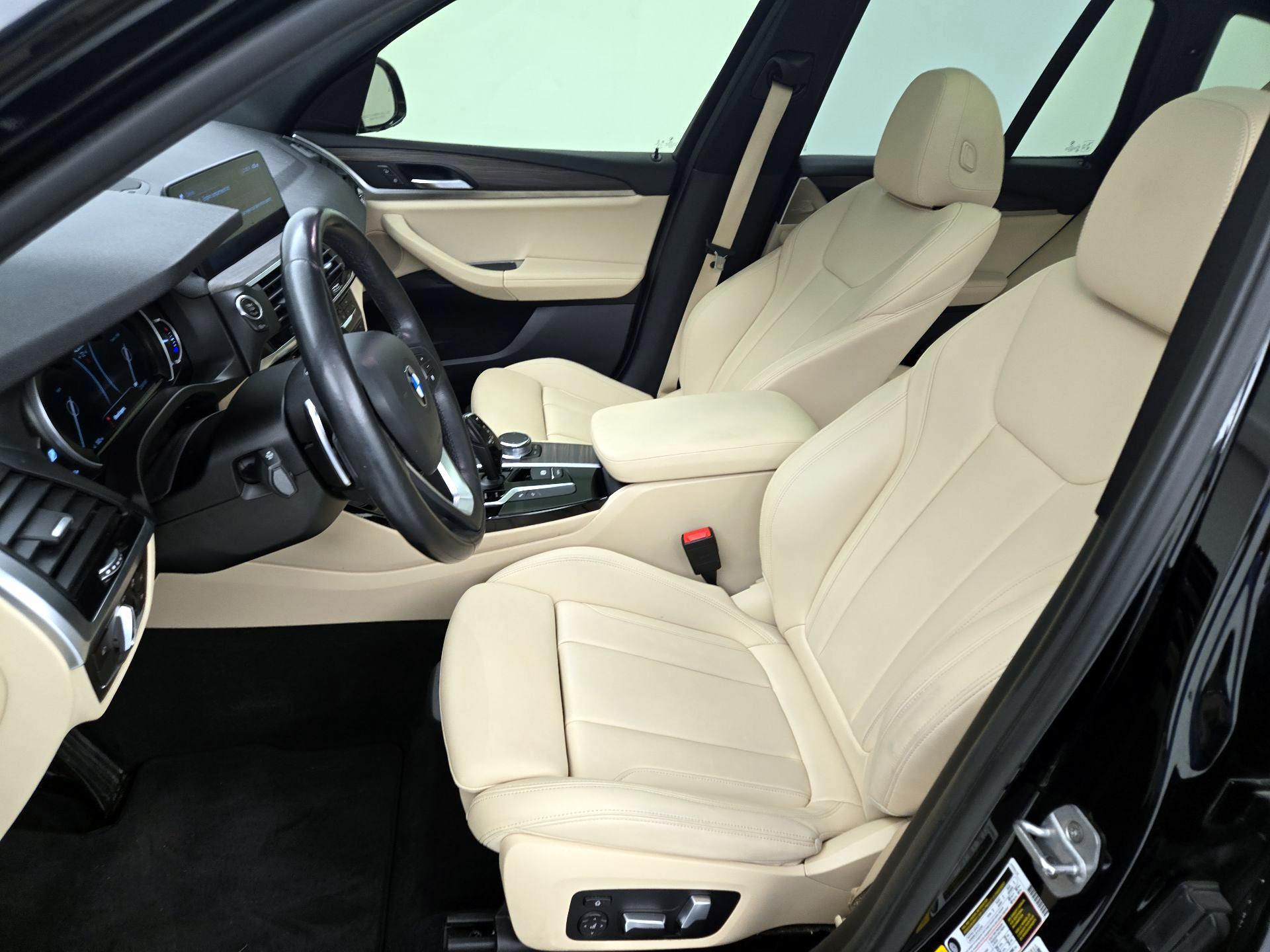 Thumbnail: 2019 BMW X3 - 11