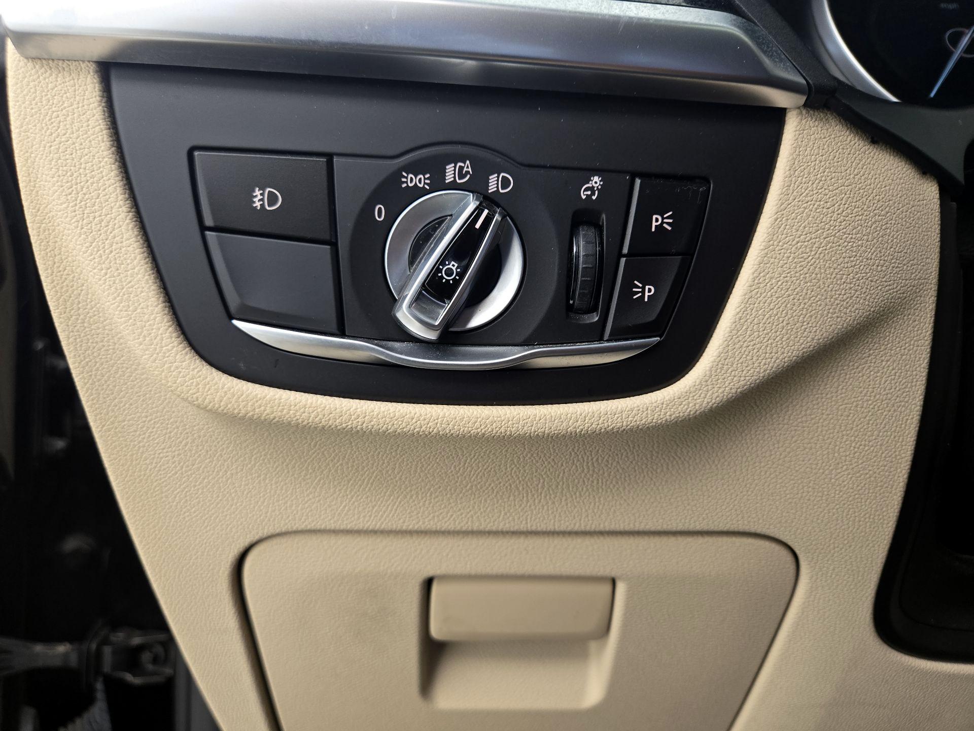 Thumbnail: 2019 BMW X3 - 13