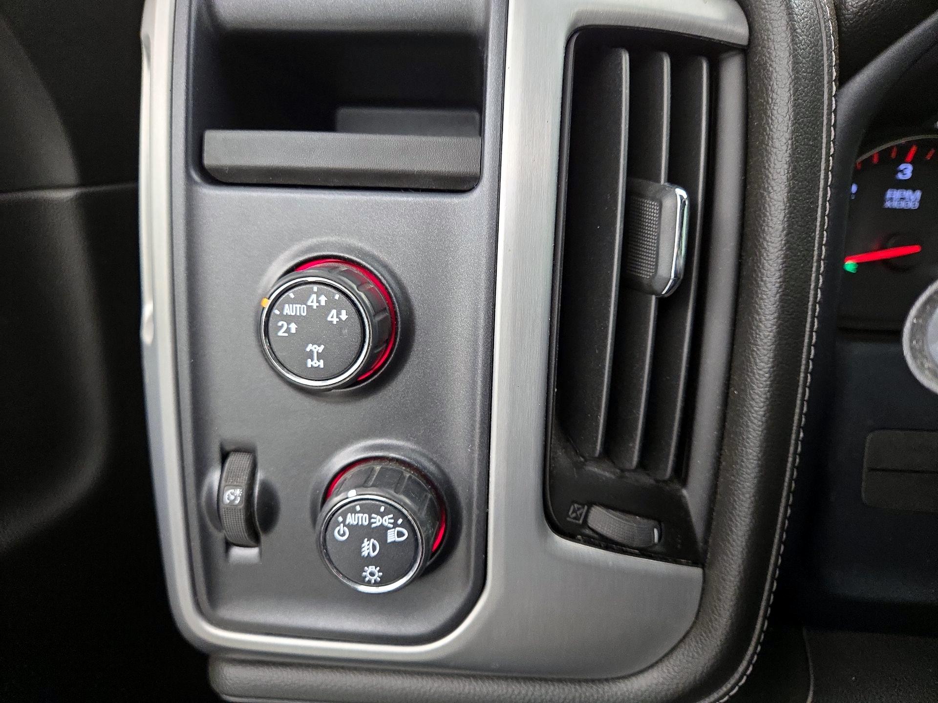 Thumbnail: 2016 GMC Sierra 1500 - 13