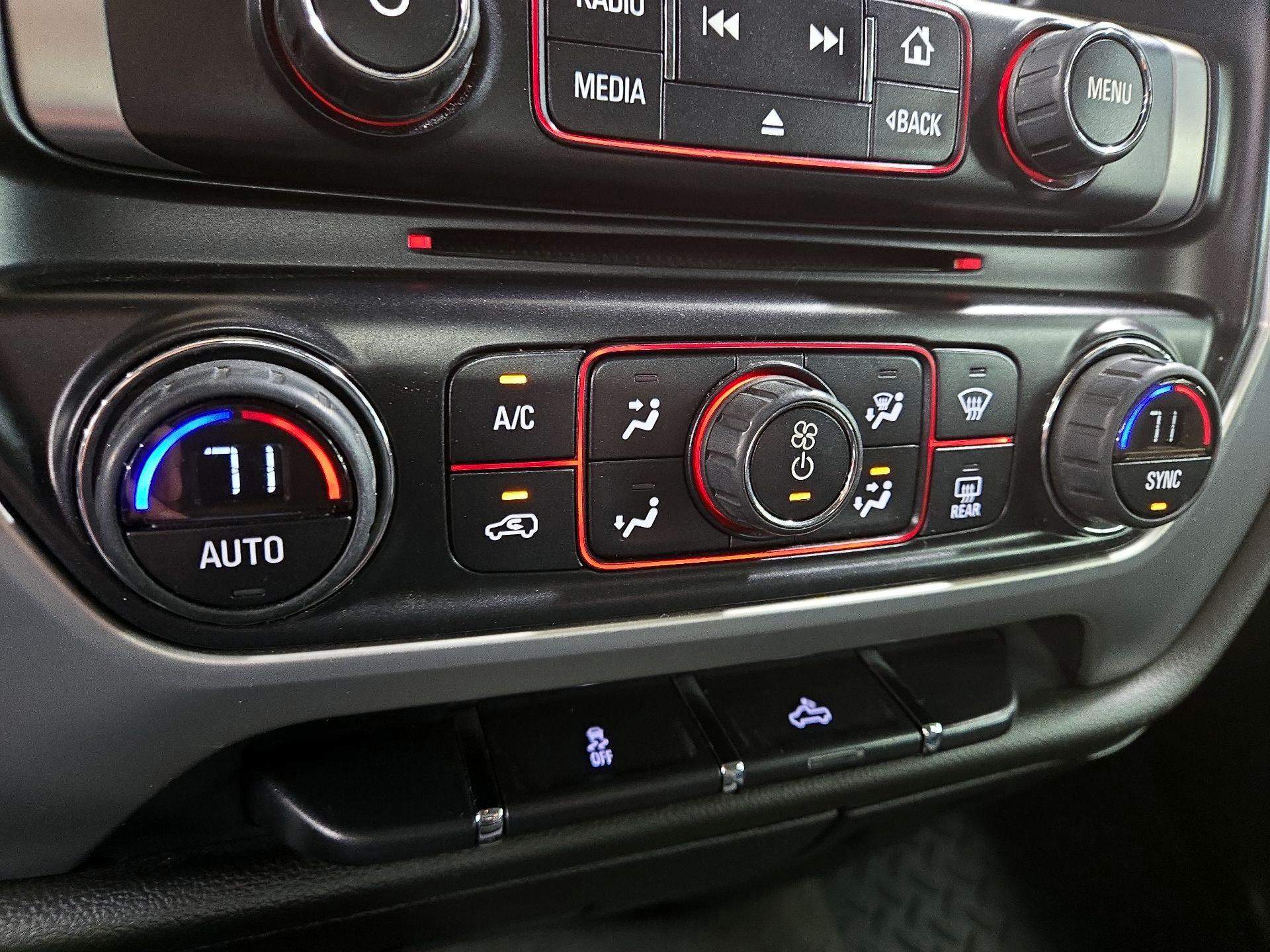 Thumbnail: 2016 GMC Sierra 1500 - 16