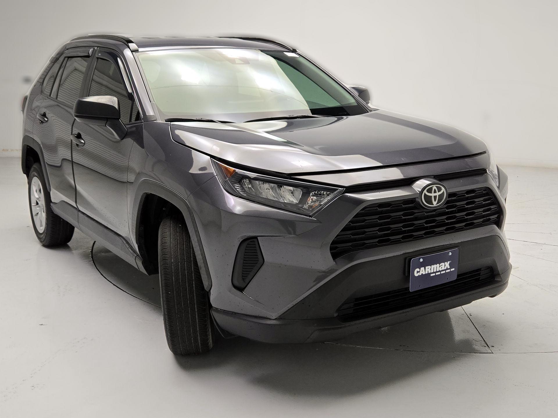 Thumbnail: 2020 Toyota RAV4 - 1