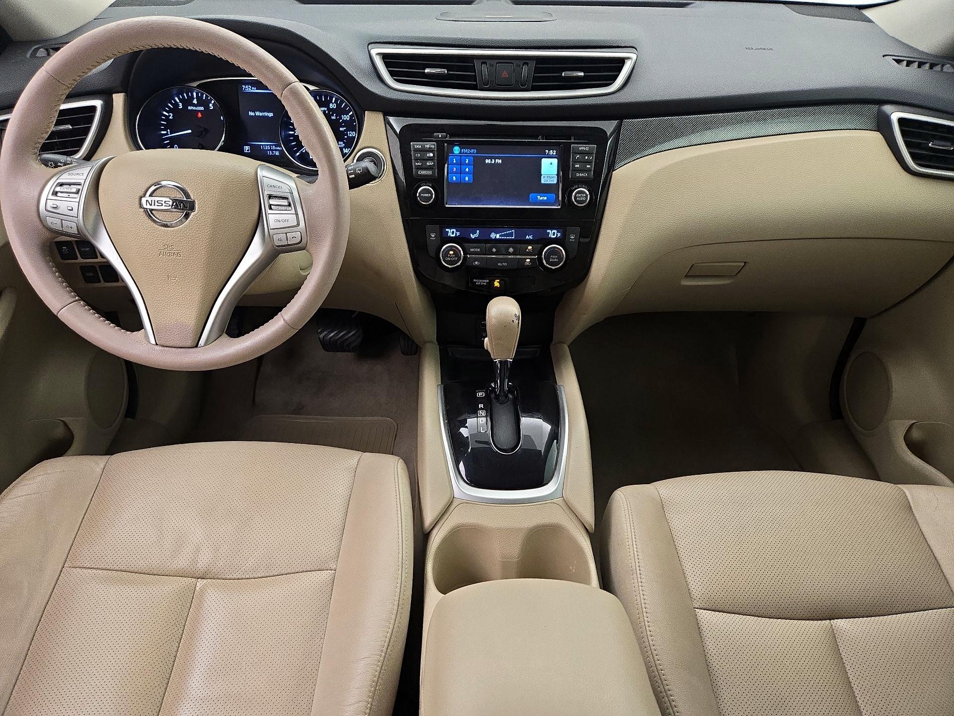 Thumbnail: 2015 Nissan Rogue - 9