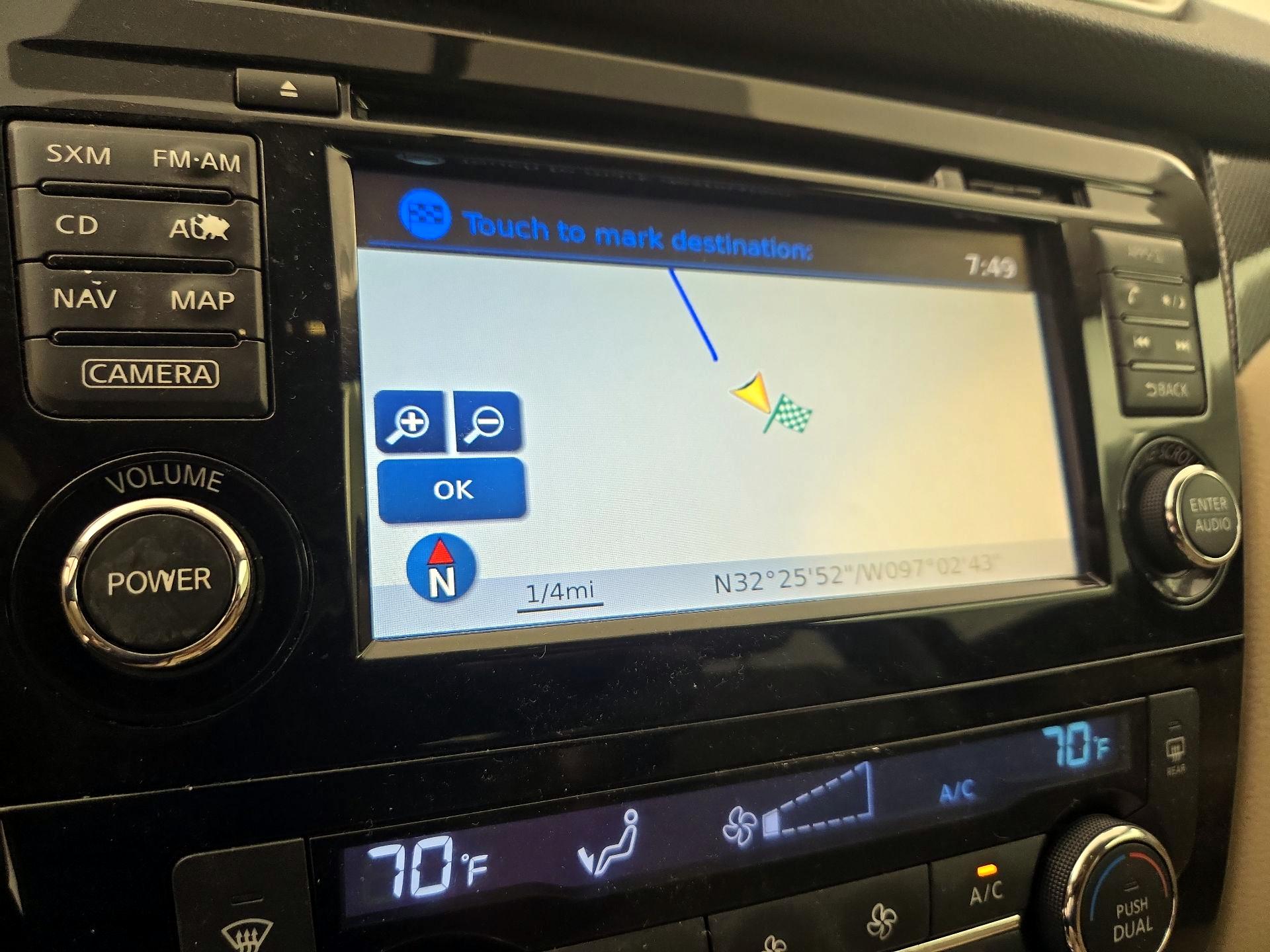 Thumbnail: 2015 Nissan Rogue - 14