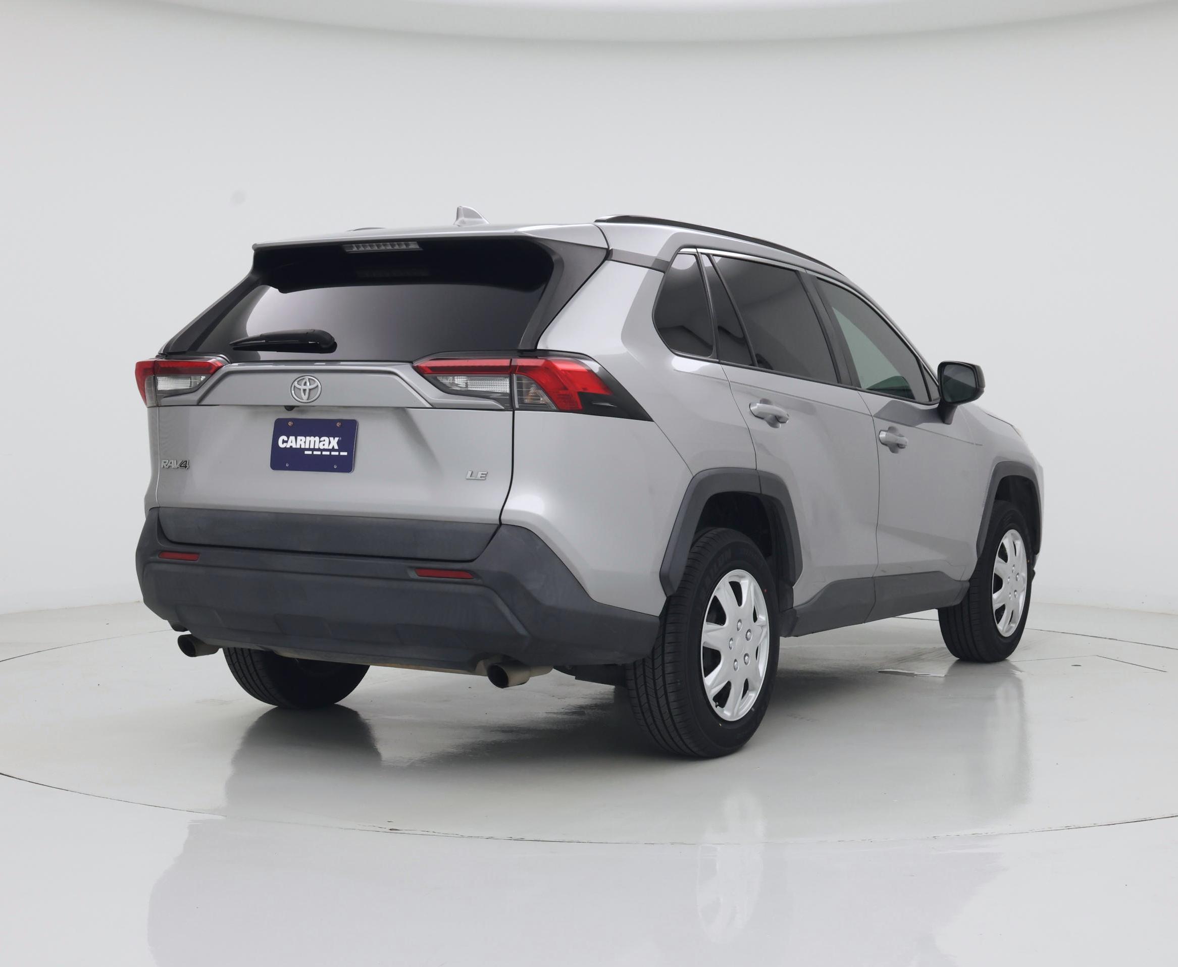 Thumbnail: 2019 Toyota RAV4 - 8
