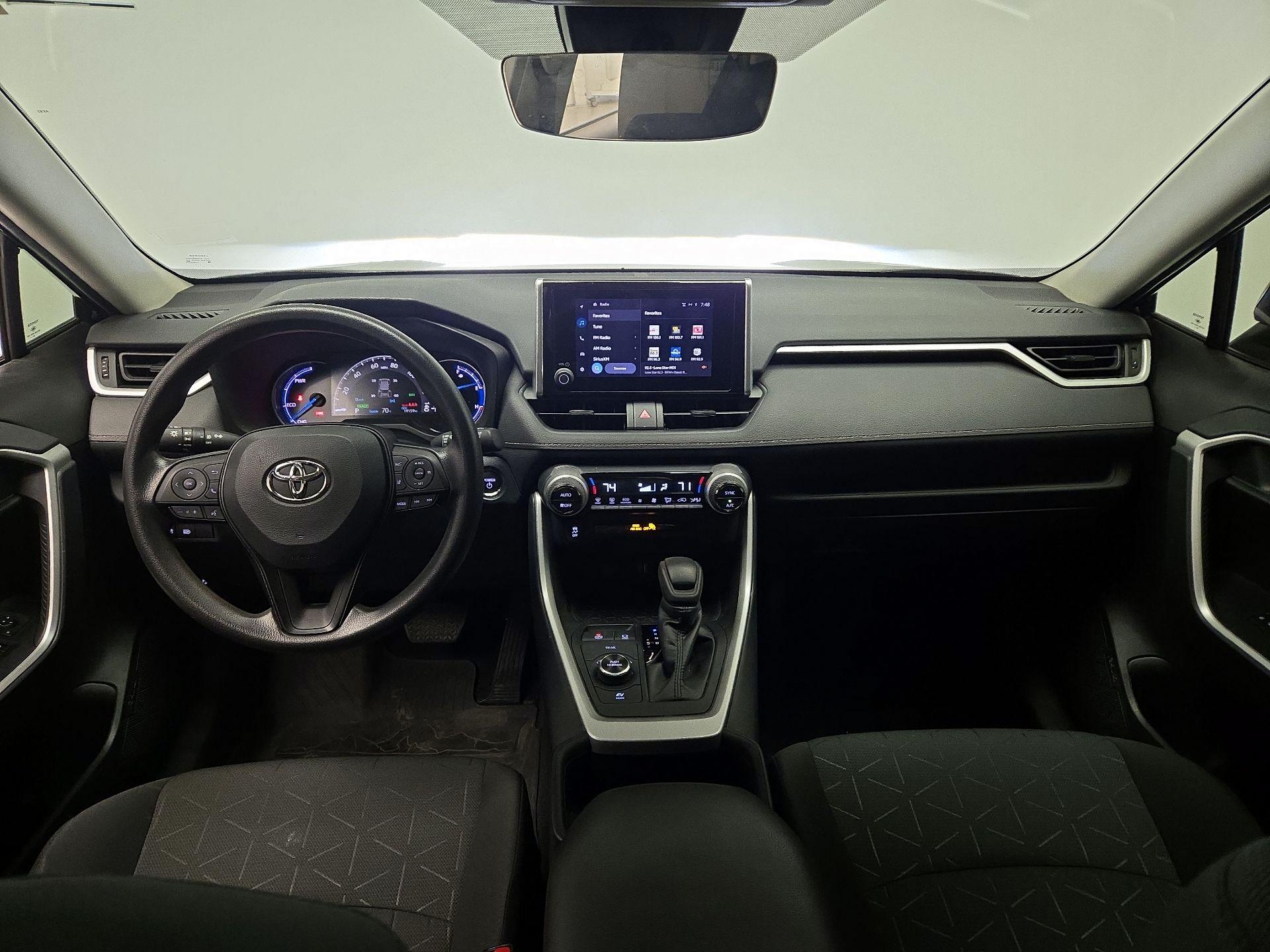 Thumbnail: 2023 Toyota RAV4 - 9