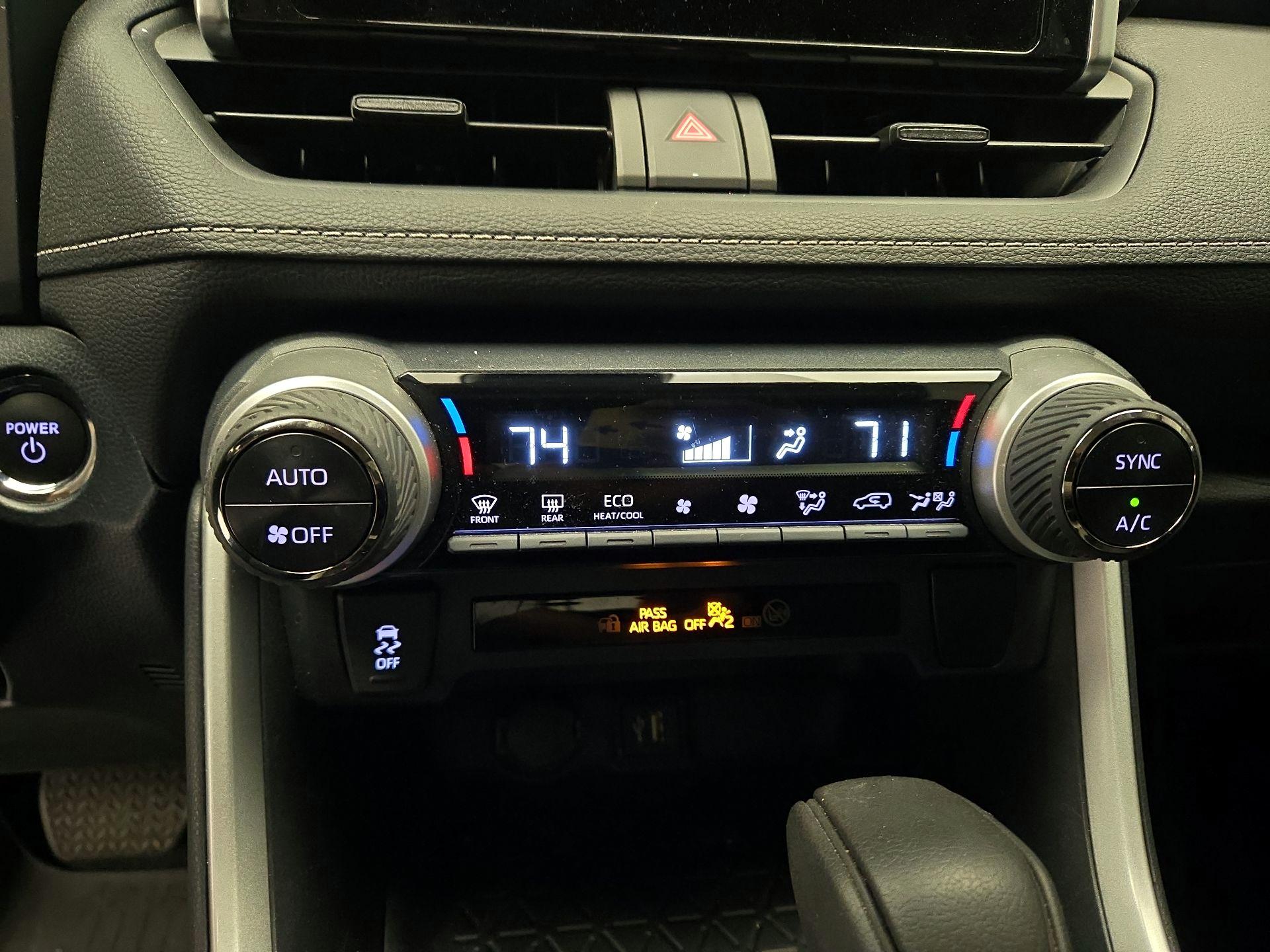 Thumbnail: 2023 Toyota RAV4 - 16