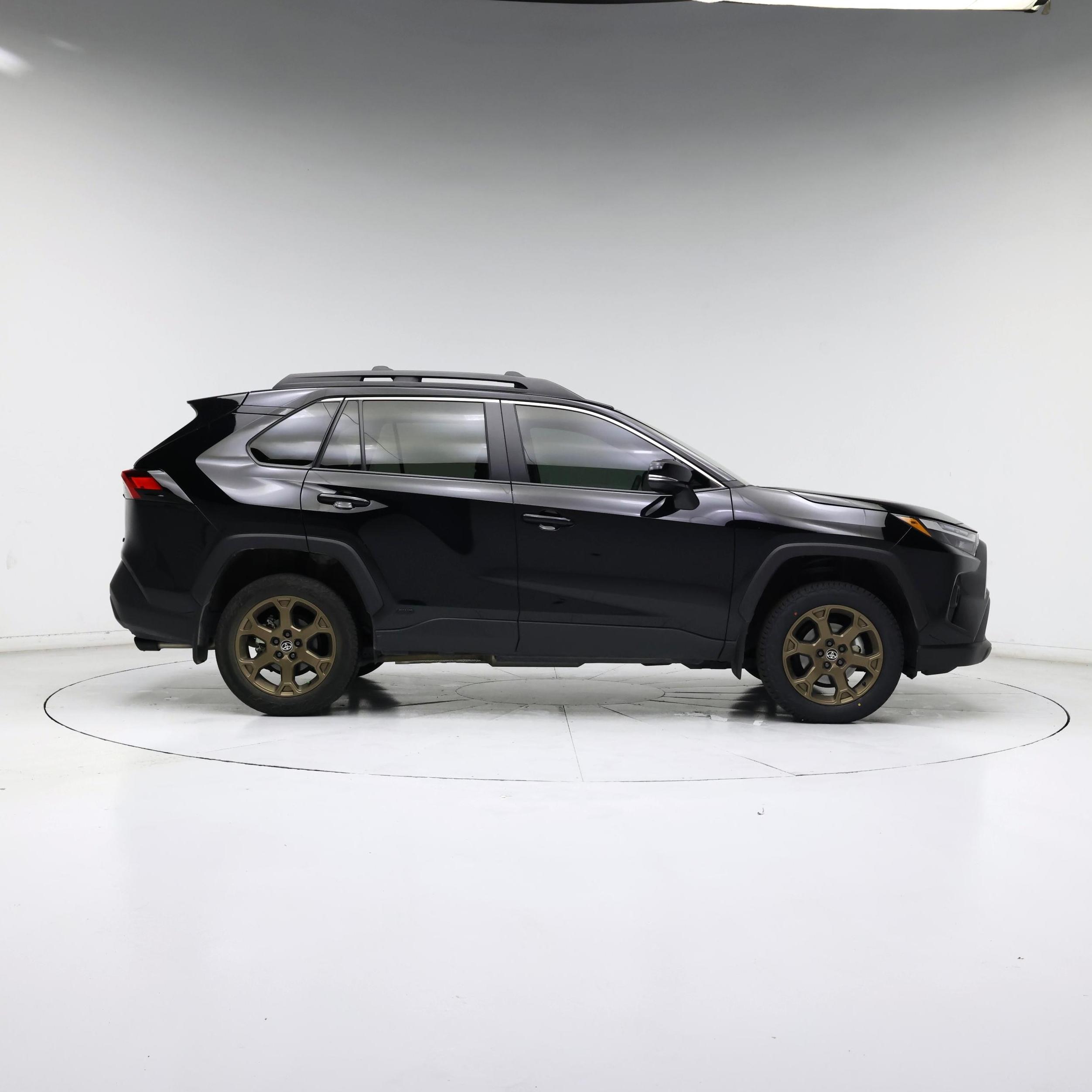 Thumbnail: 2023 Toyota RAV4 - 7