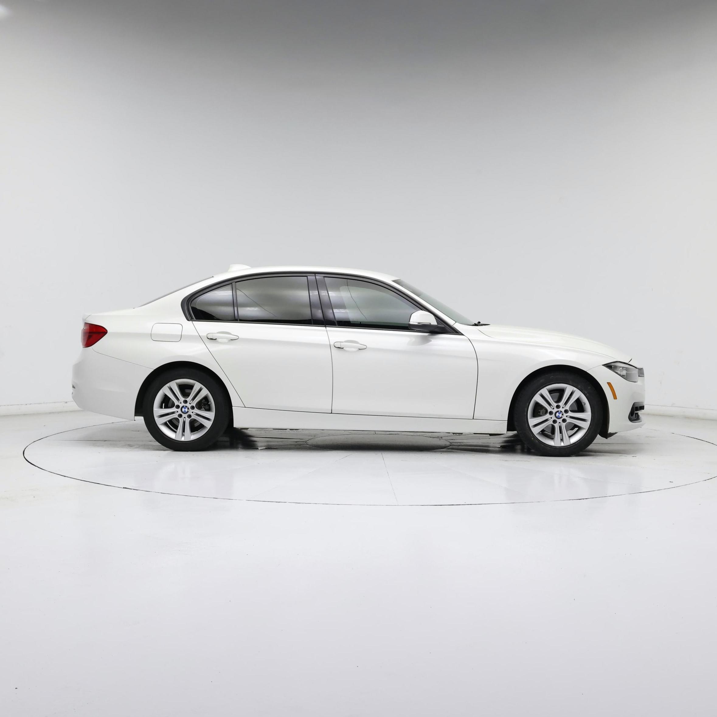 Thumbnail: 2016 BMW 3 Series - 7