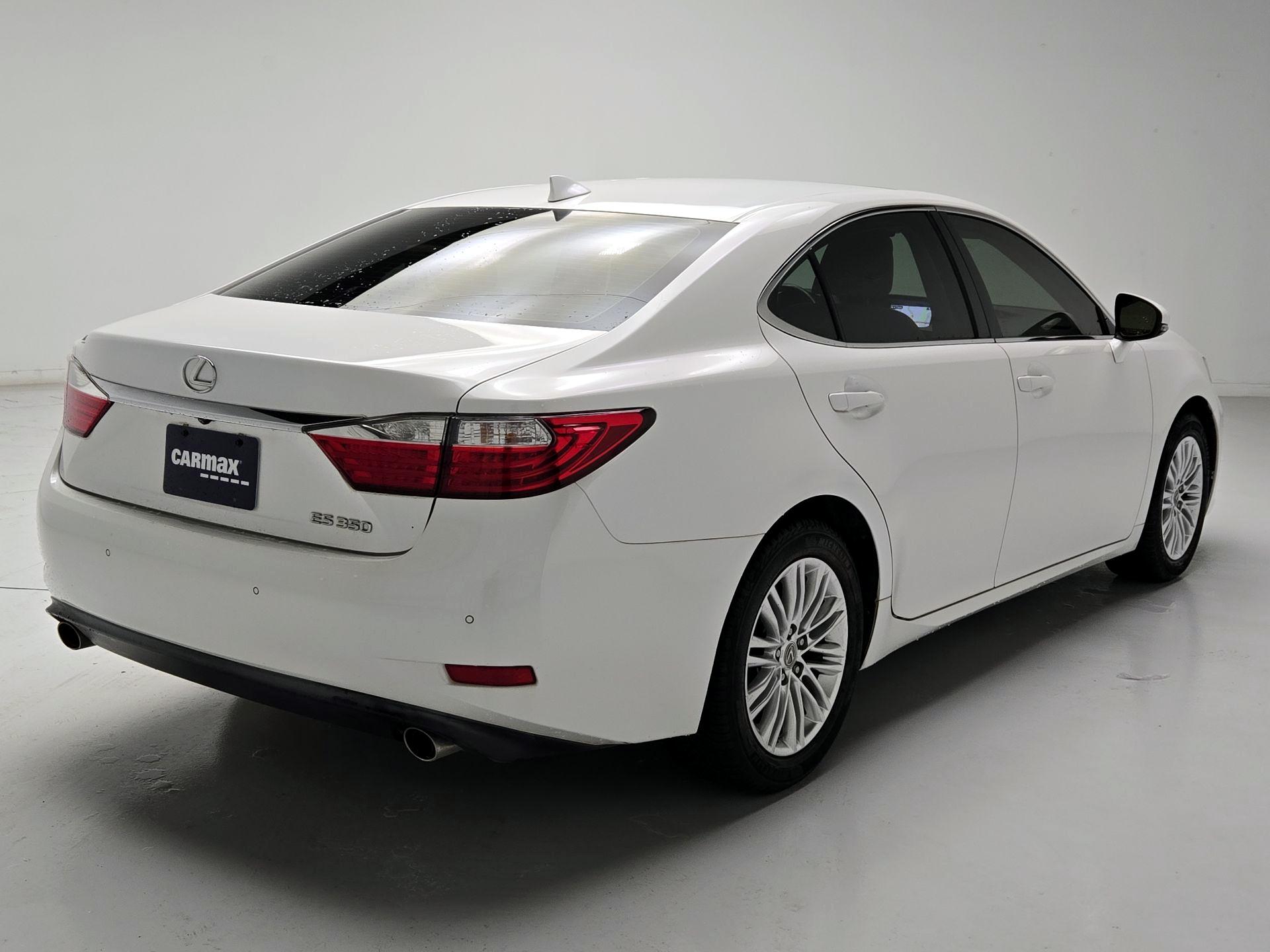 Thumbnail: 2015 Lexus ES - 5