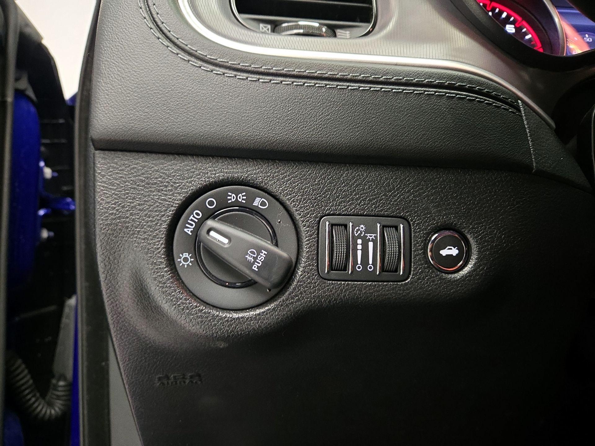 Thumbnail: 2022 Dodge Charger - 13