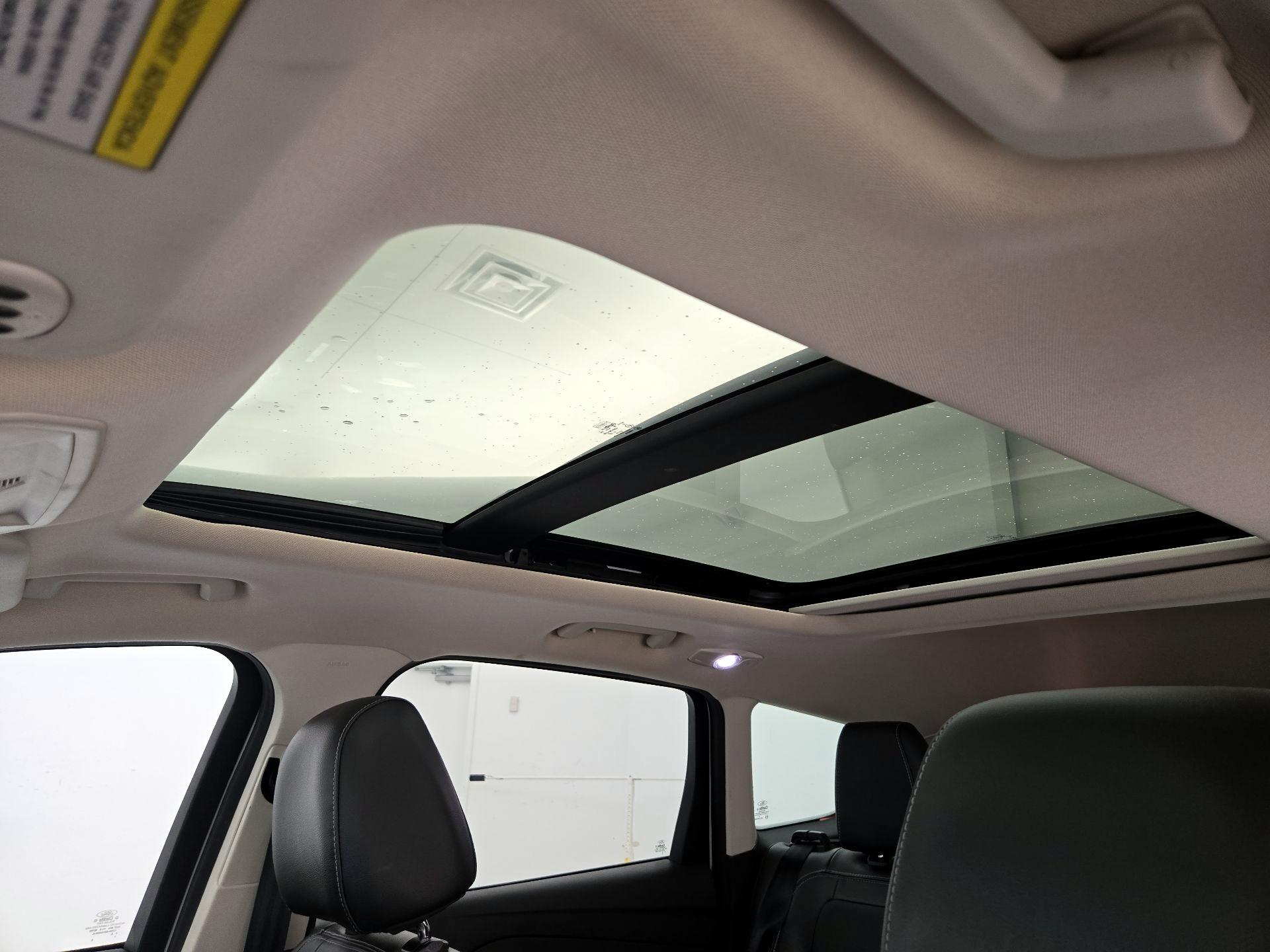 Thumbnail: 2017 Ford Escape - 19