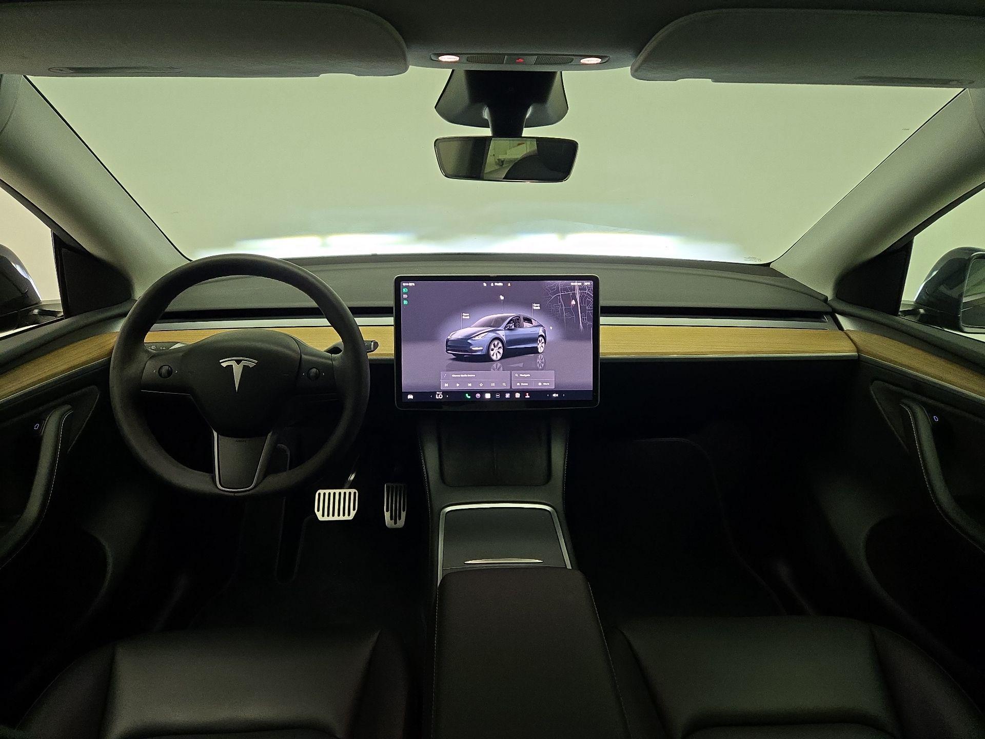 Thumbnail: 2024 Tesla Model Y - 9