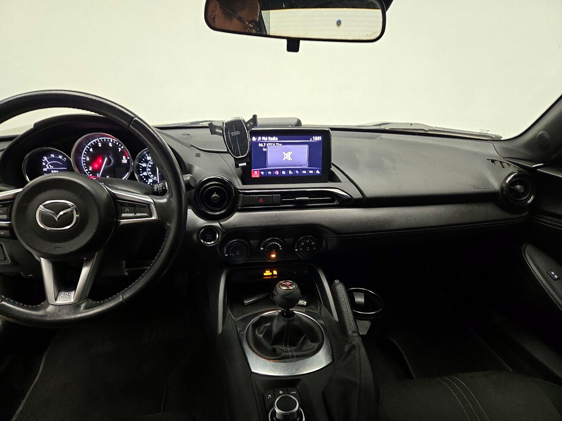 Thumbnail: 2021 Mazda MX-5 Miata - 9