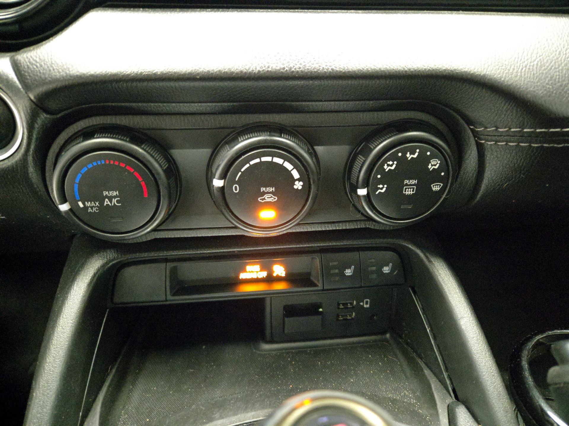 Thumbnail: 2021 Mazda MX-5 Miata - 16