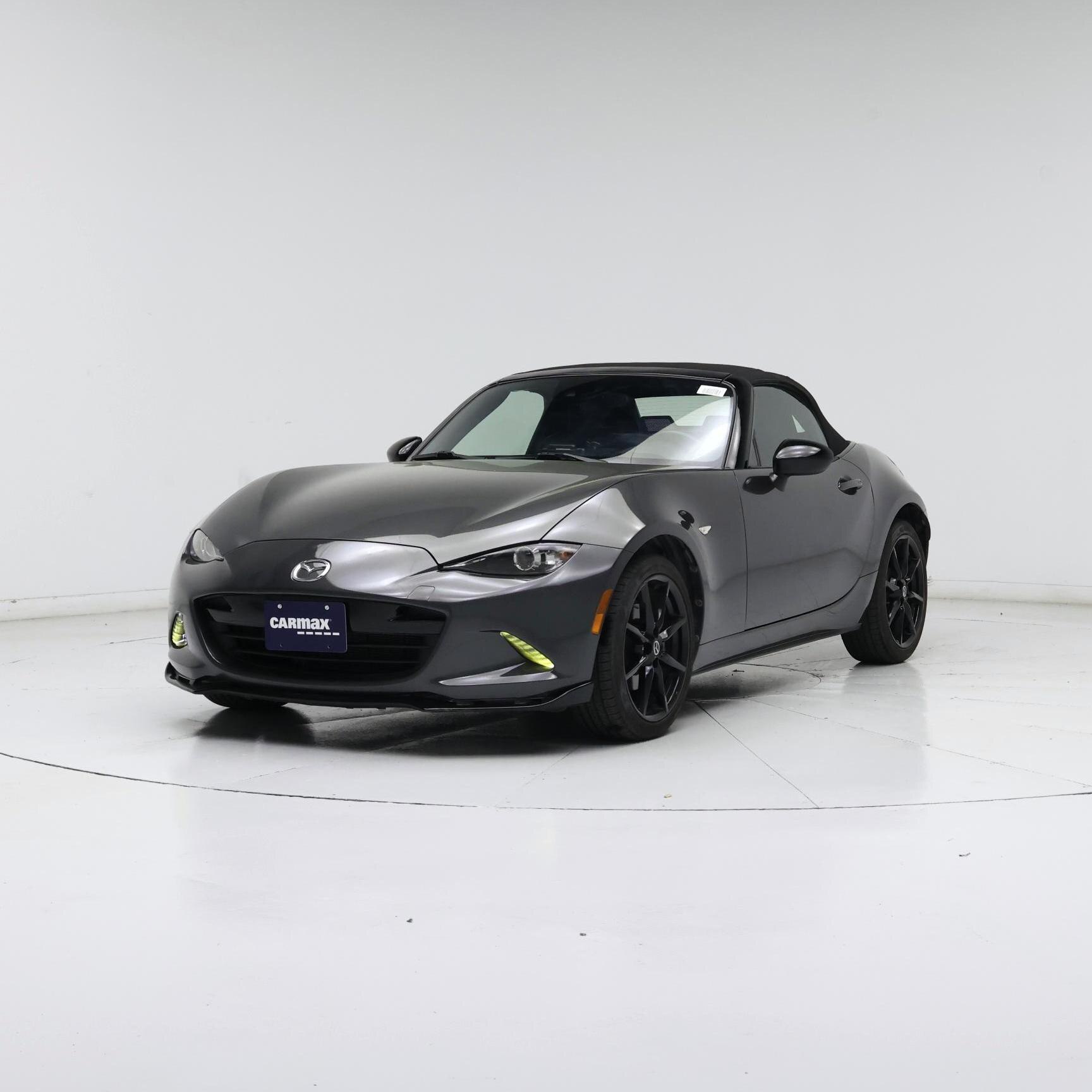 Thumbnail: 2021 Mazda MX-5 Miata - 4