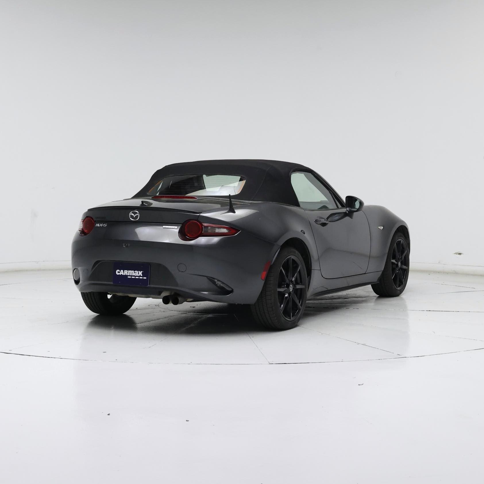 Thumbnail: 2021 Mazda MX-5 Miata - 8