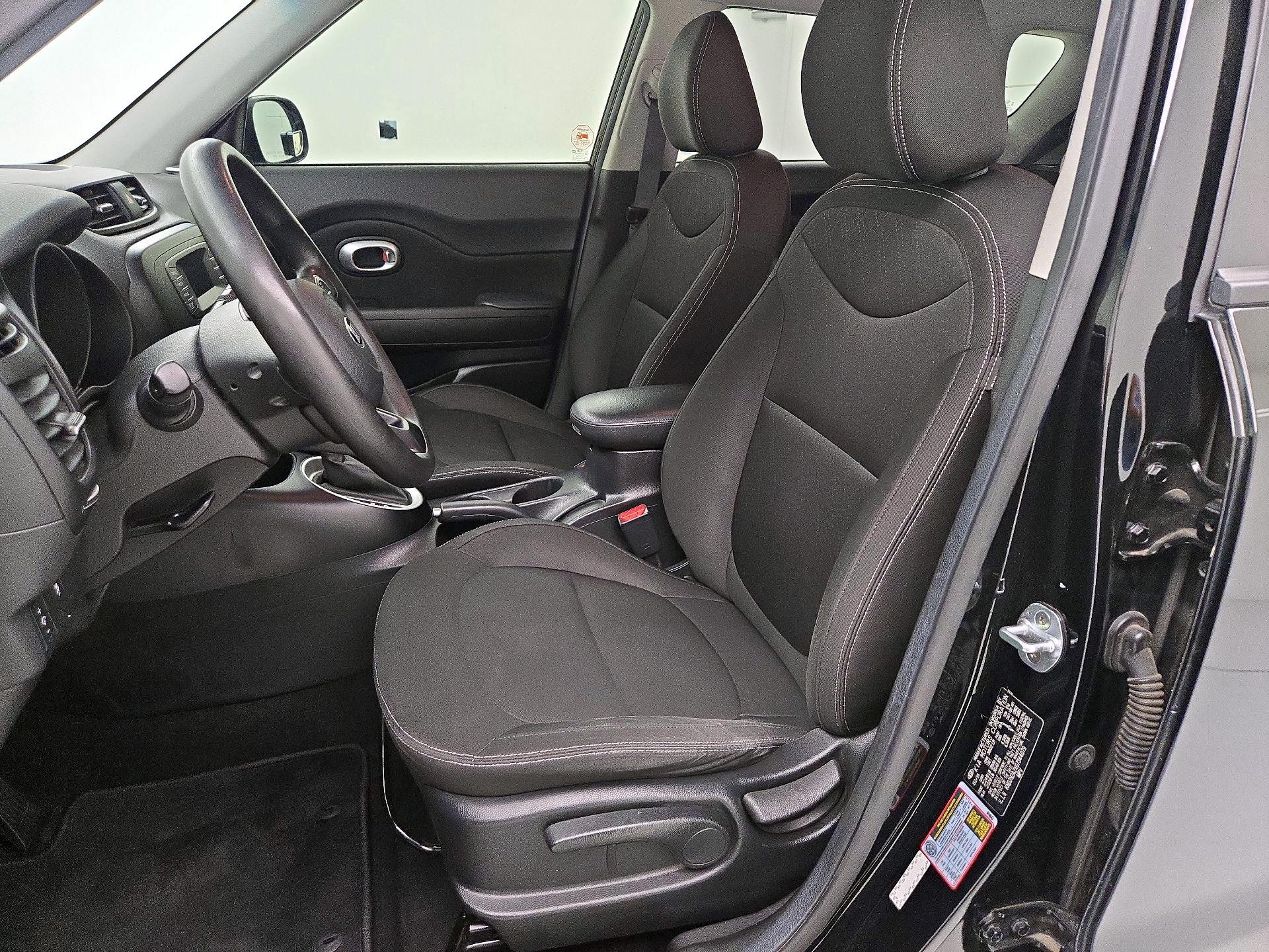 Thumbnail: 2016 Kia Soul - 11