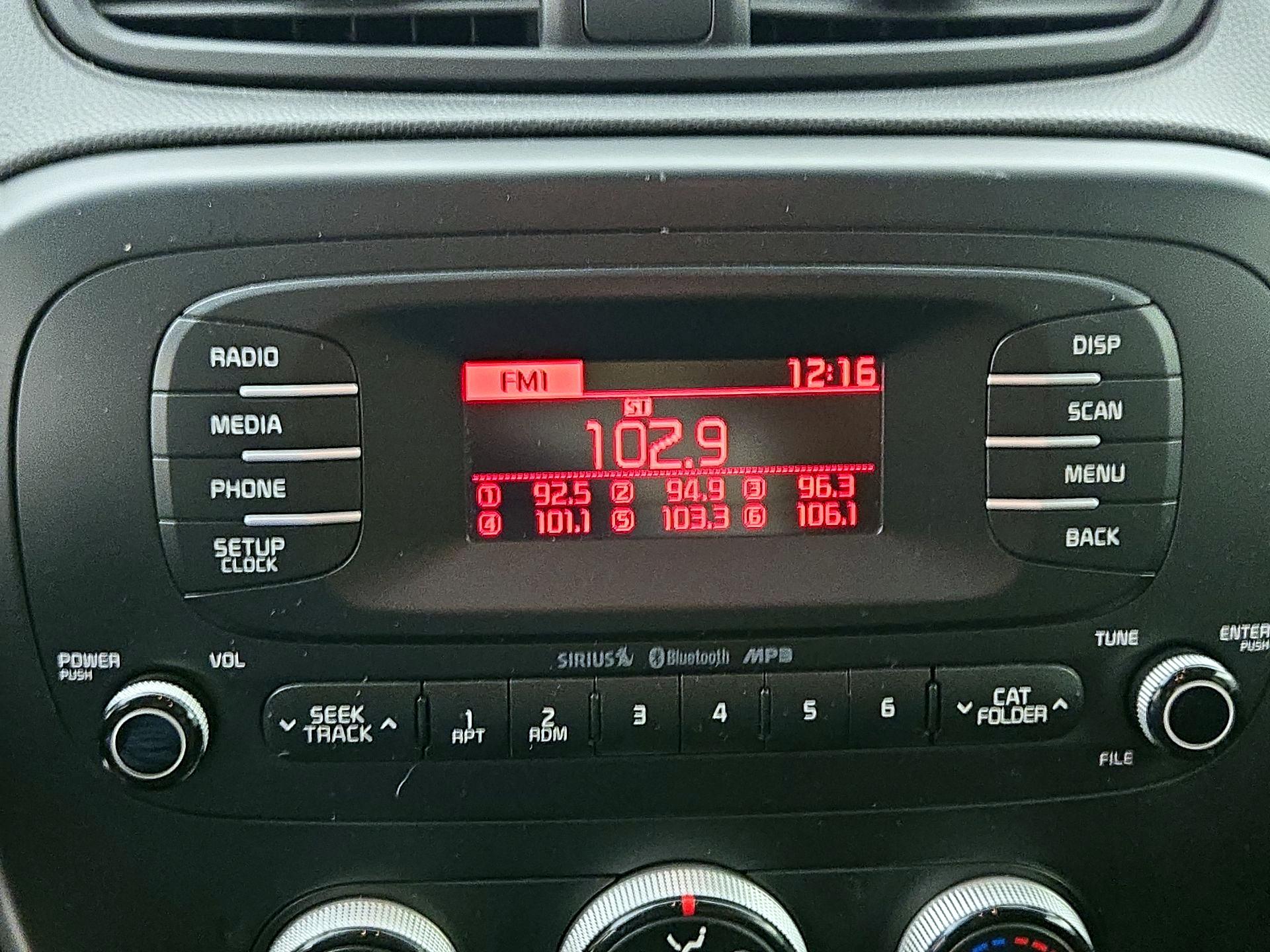 Thumbnail: 2016 Kia Soul - 14