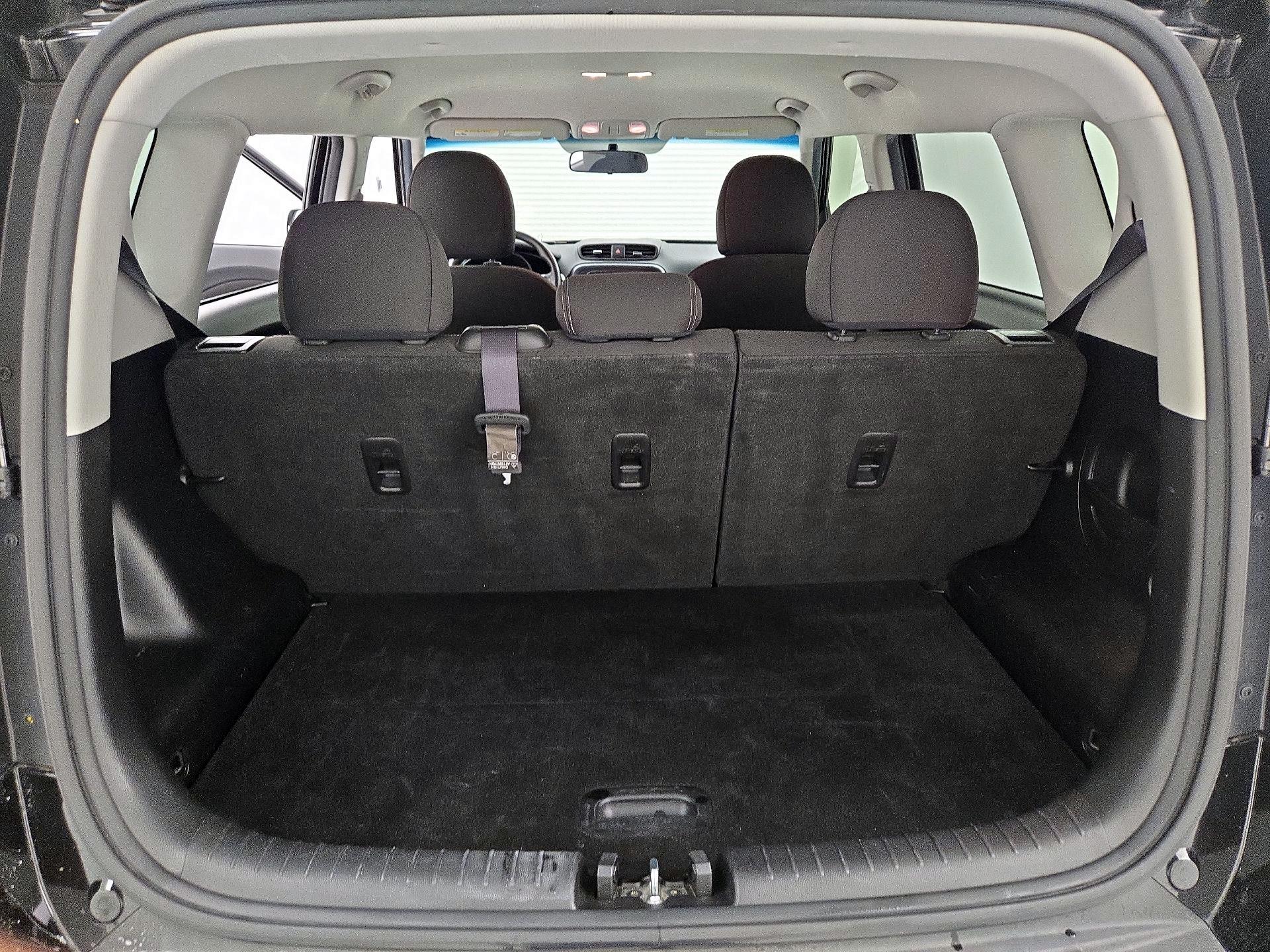 Thumbnail: 2016 Kia Soul - 19