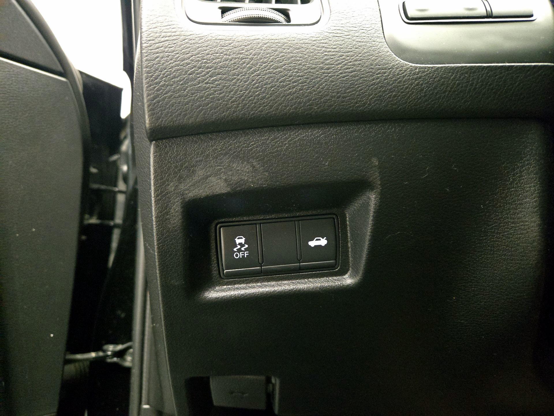 Thumbnail: 2021 INFINITI Q50 - 13