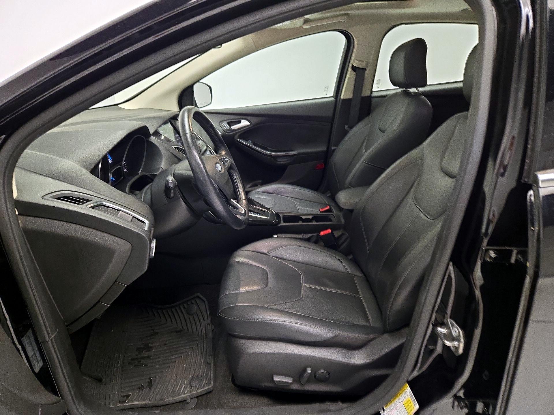 Thumbnail: 2017 Ford Focus - 11