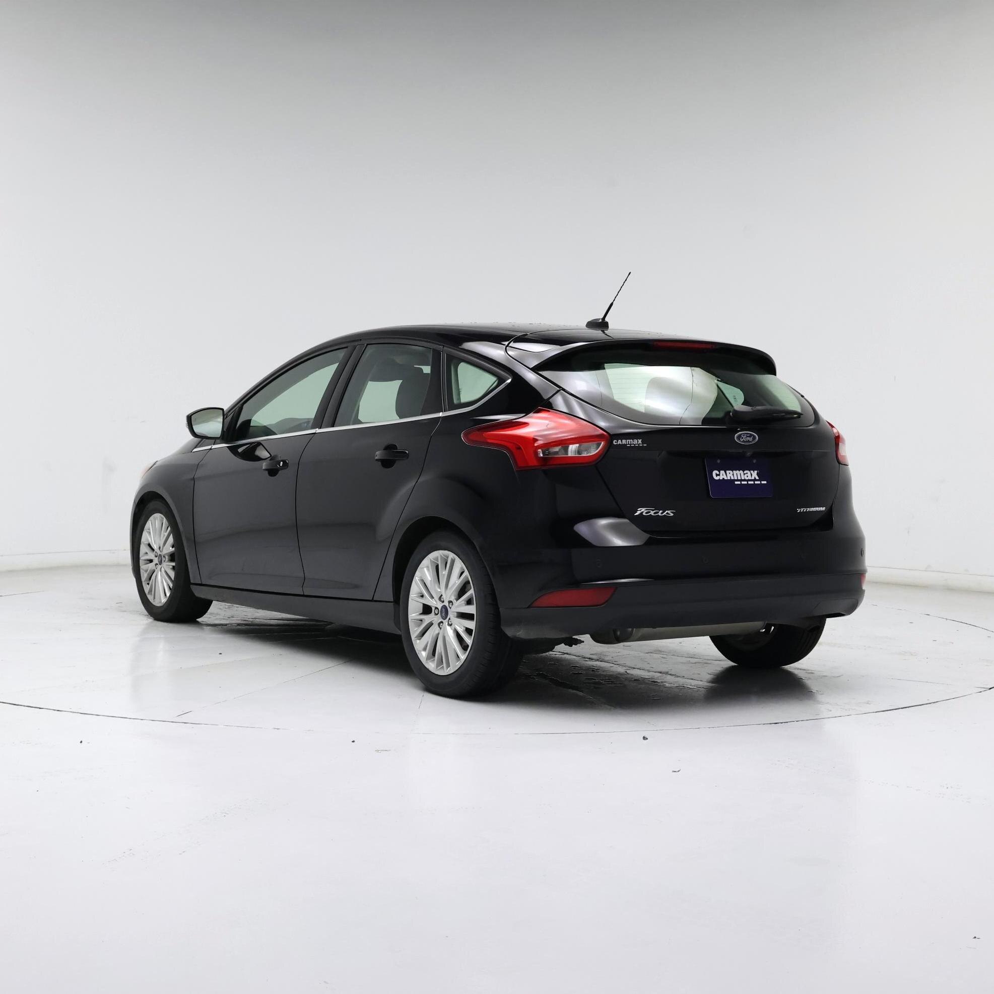 Thumbnail: 2017 Ford Focus - 2