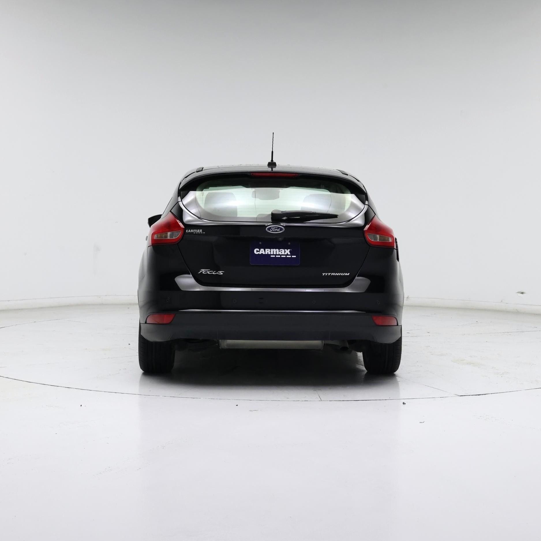 Thumbnail: 2017 Ford Focus - 6