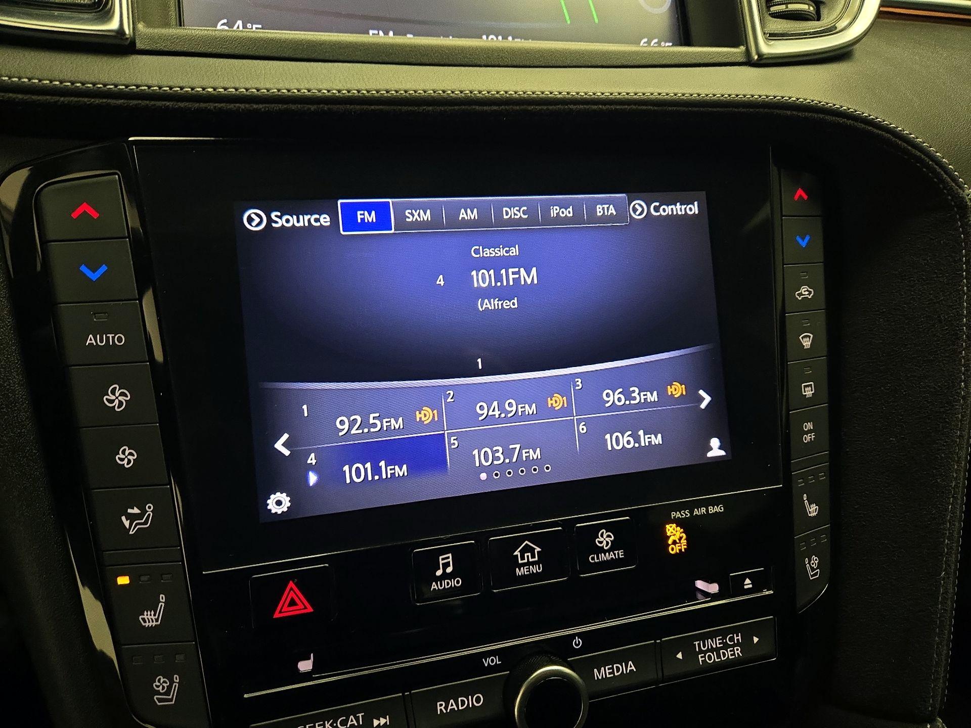 Thumbnail: 2019 INFINITI QX50 - 16