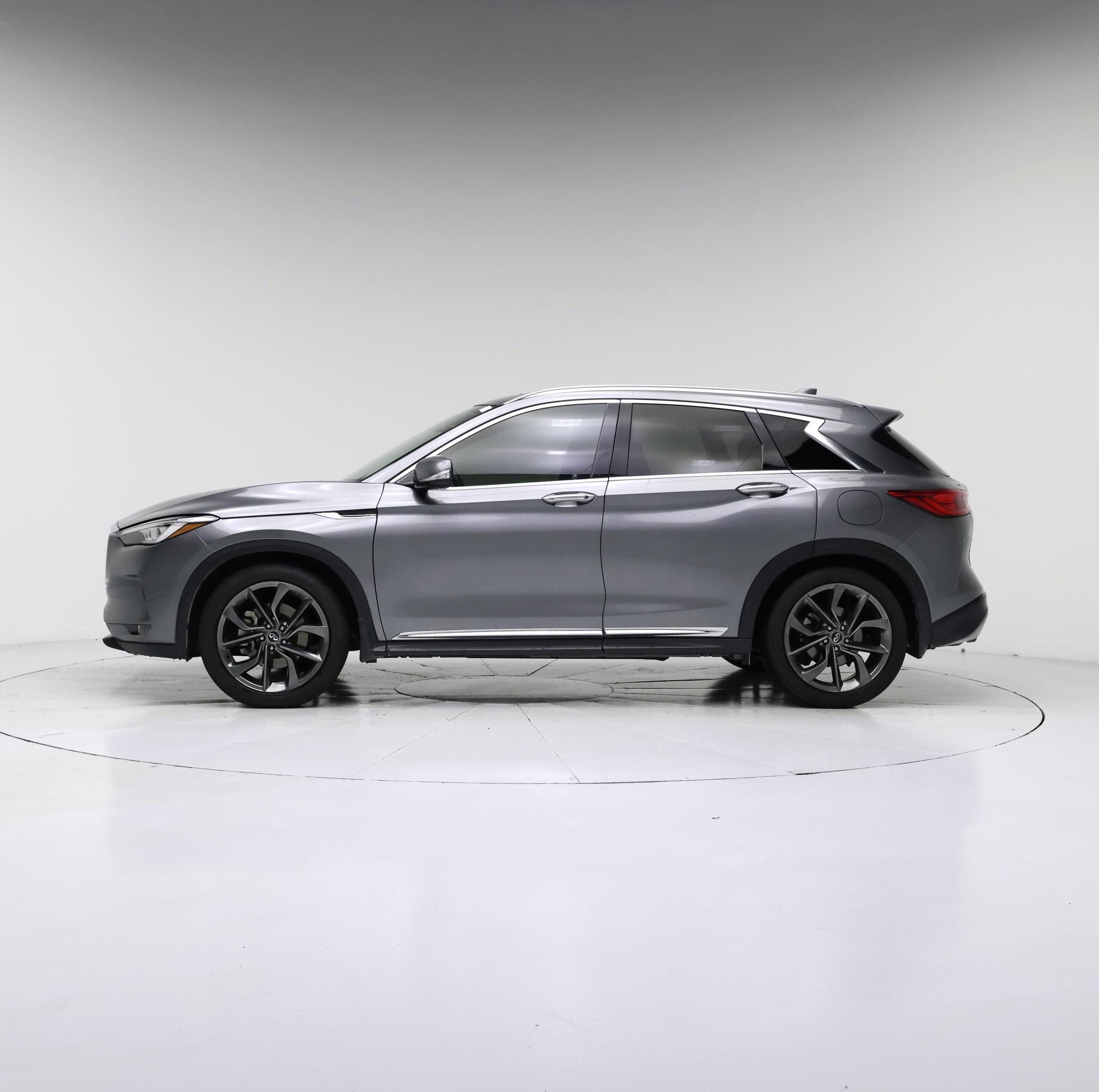 Thumbnail: 2019 INFINITI QX50 - 3