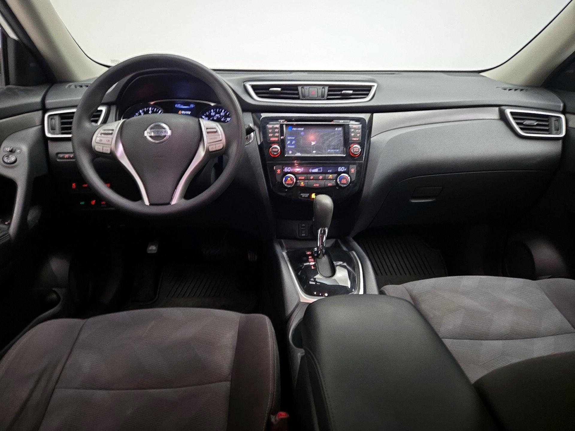 Thumbnail: 2016 Nissan Rogue - 9