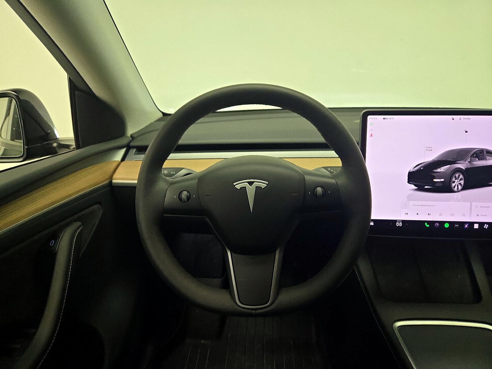 Thumbnail: 2024 Tesla Model Y - 10