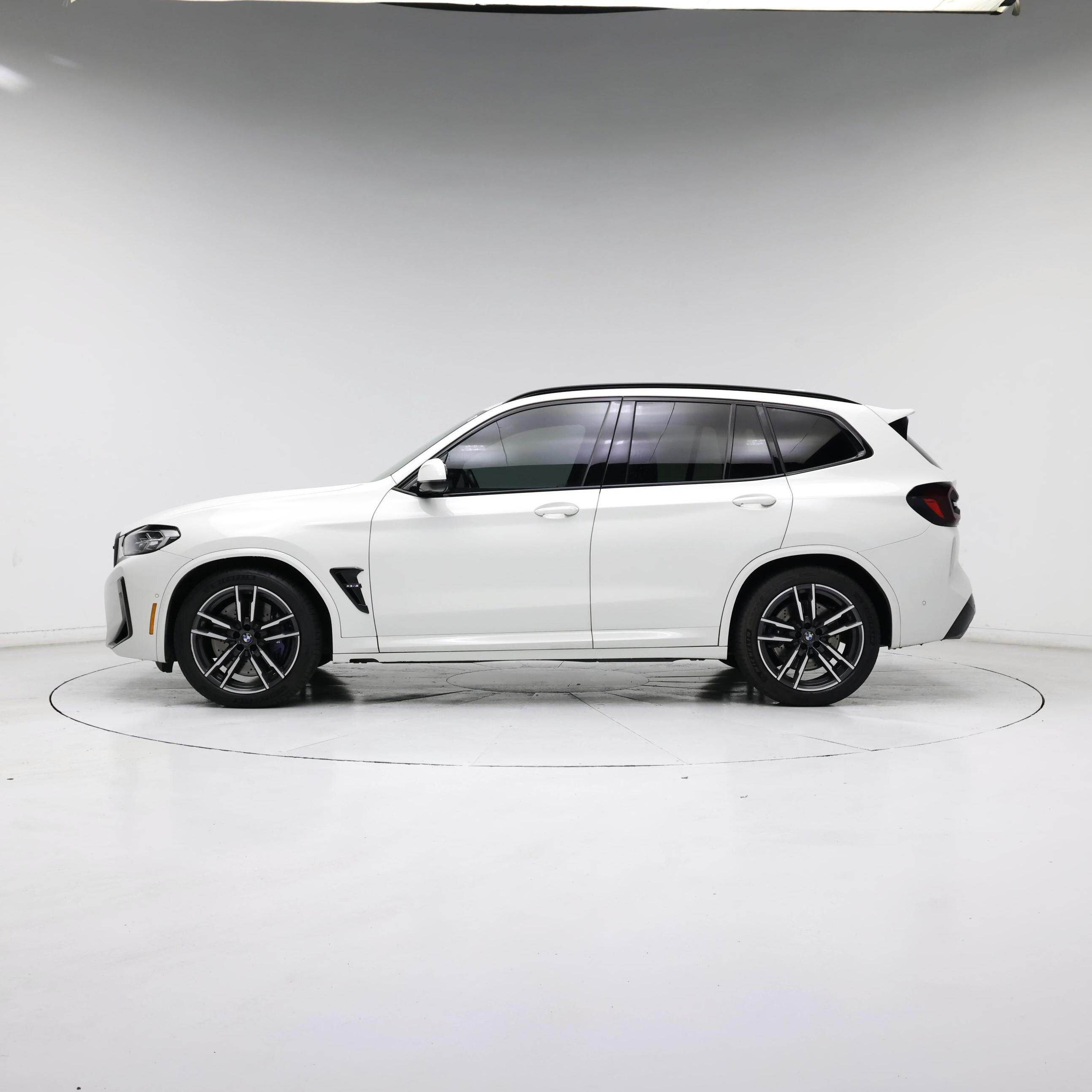 Thumbnail: 2022 BMW X3 - 3