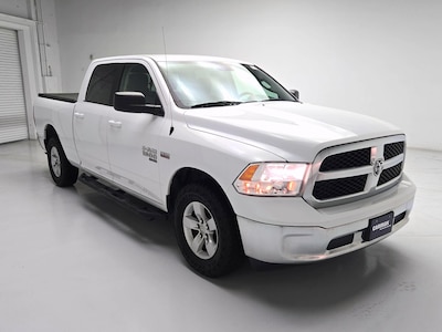 2019 Ram 1500 Classic SLT