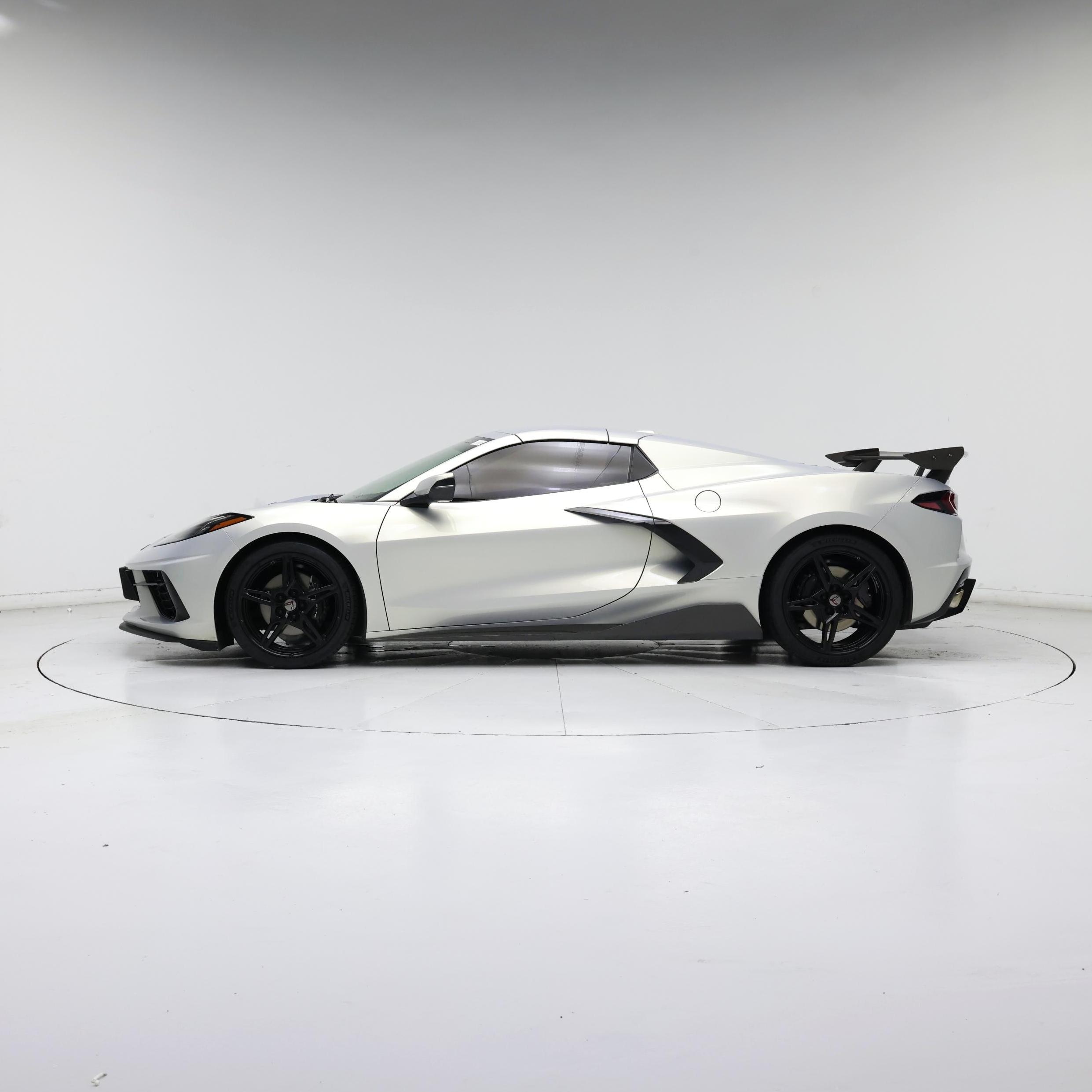 Thumbnail: 2021 Chevrolet Corvette - 3