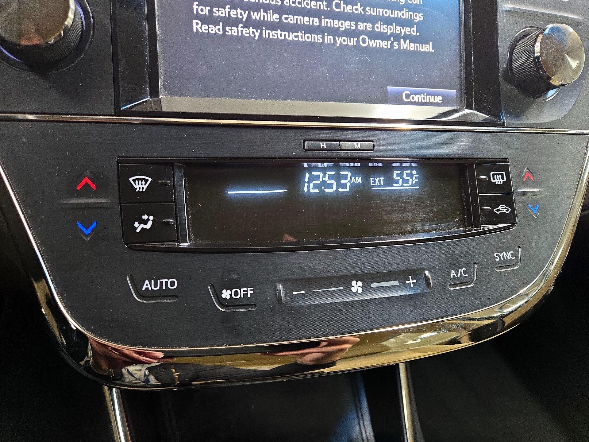 Thumbnail: 2016 Toyota Avalon - 15
