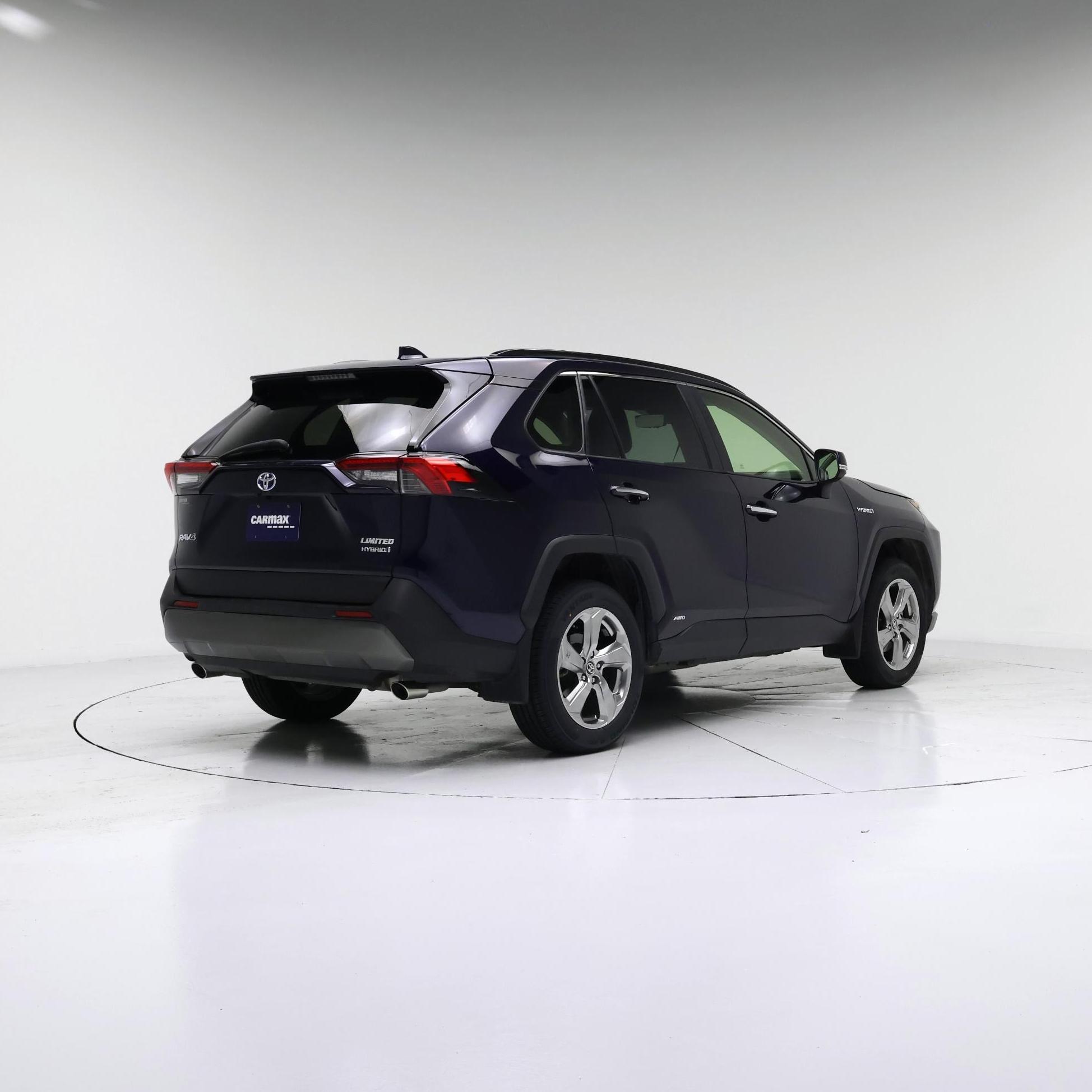 Thumbnail: 2020 Toyota RAV4 - 8