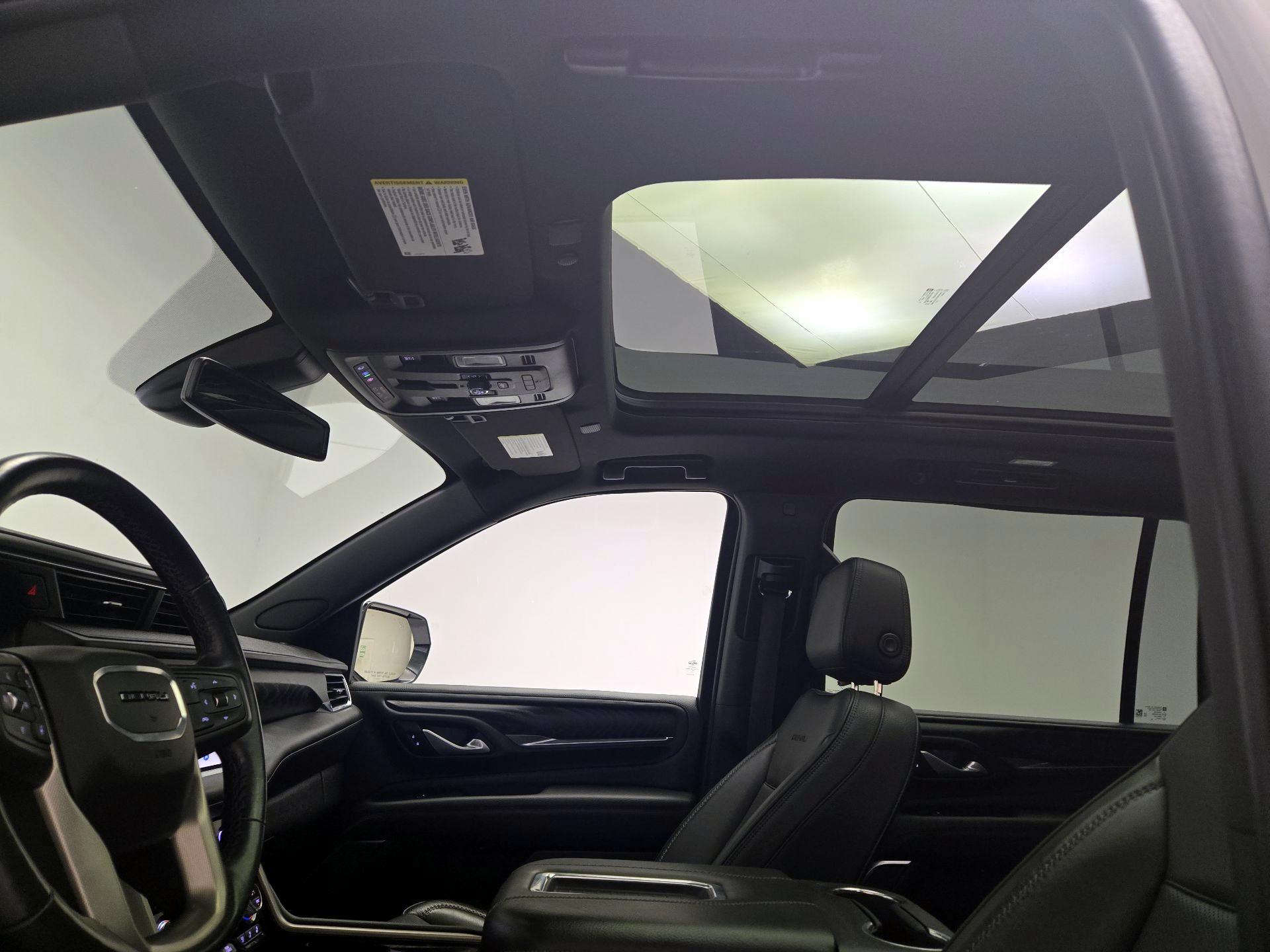 Thumbnail: 2022 GMC Yukon XL - 19