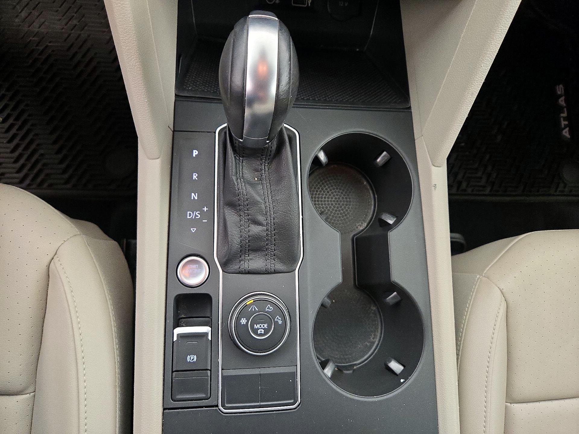 Thumbnail: 2018 Volkswagen Atlas - 17