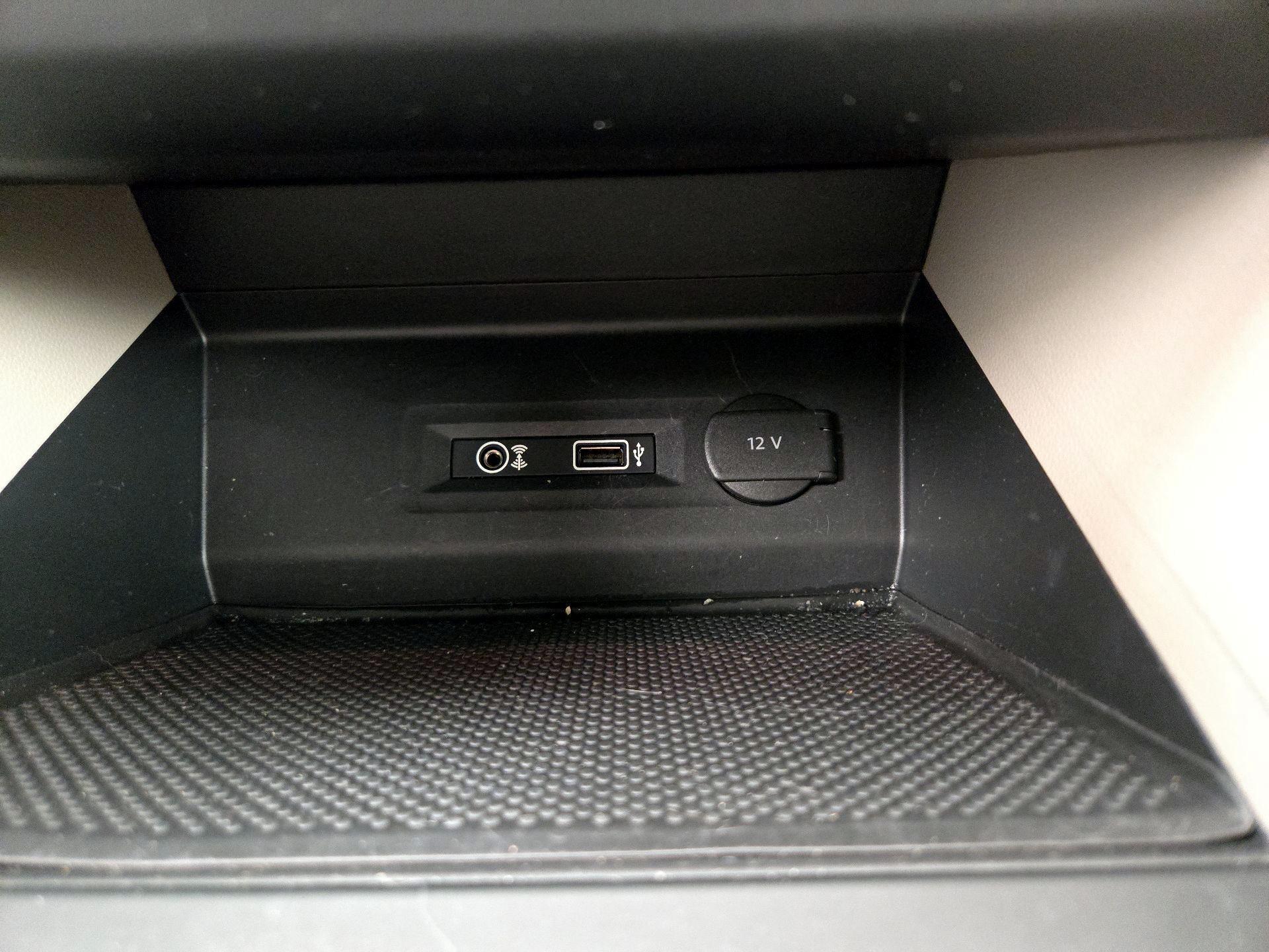 Thumbnail: 2018 Volkswagen Atlas - 18