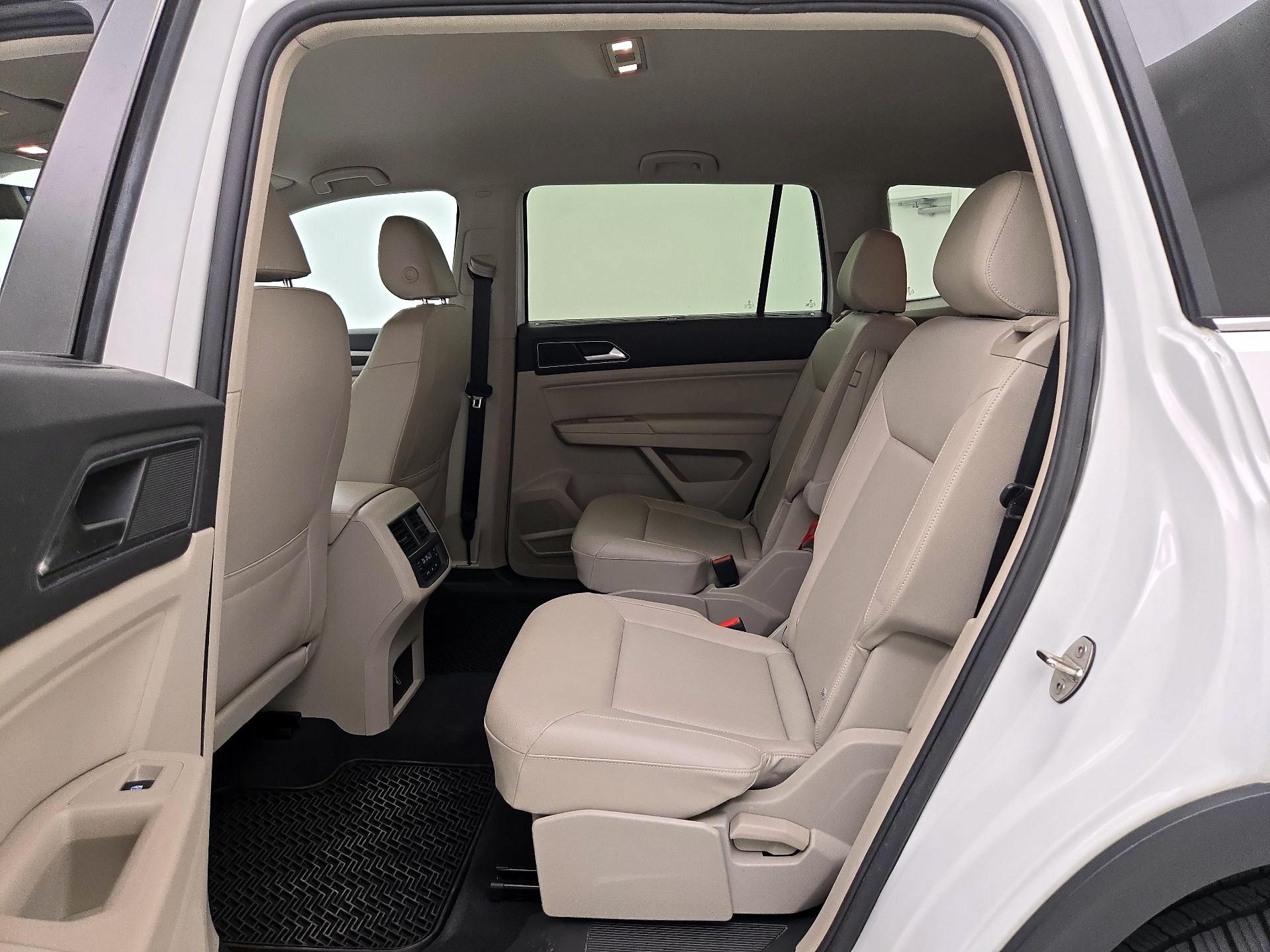 Thumbnail: 2018 Volkswagen Atlas - 19