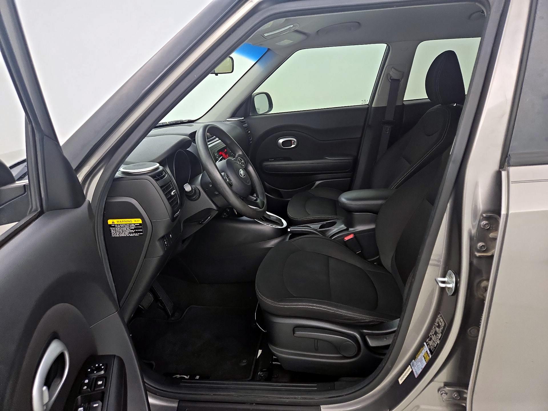 Thumbnail: 2015 Kia Soul - 11