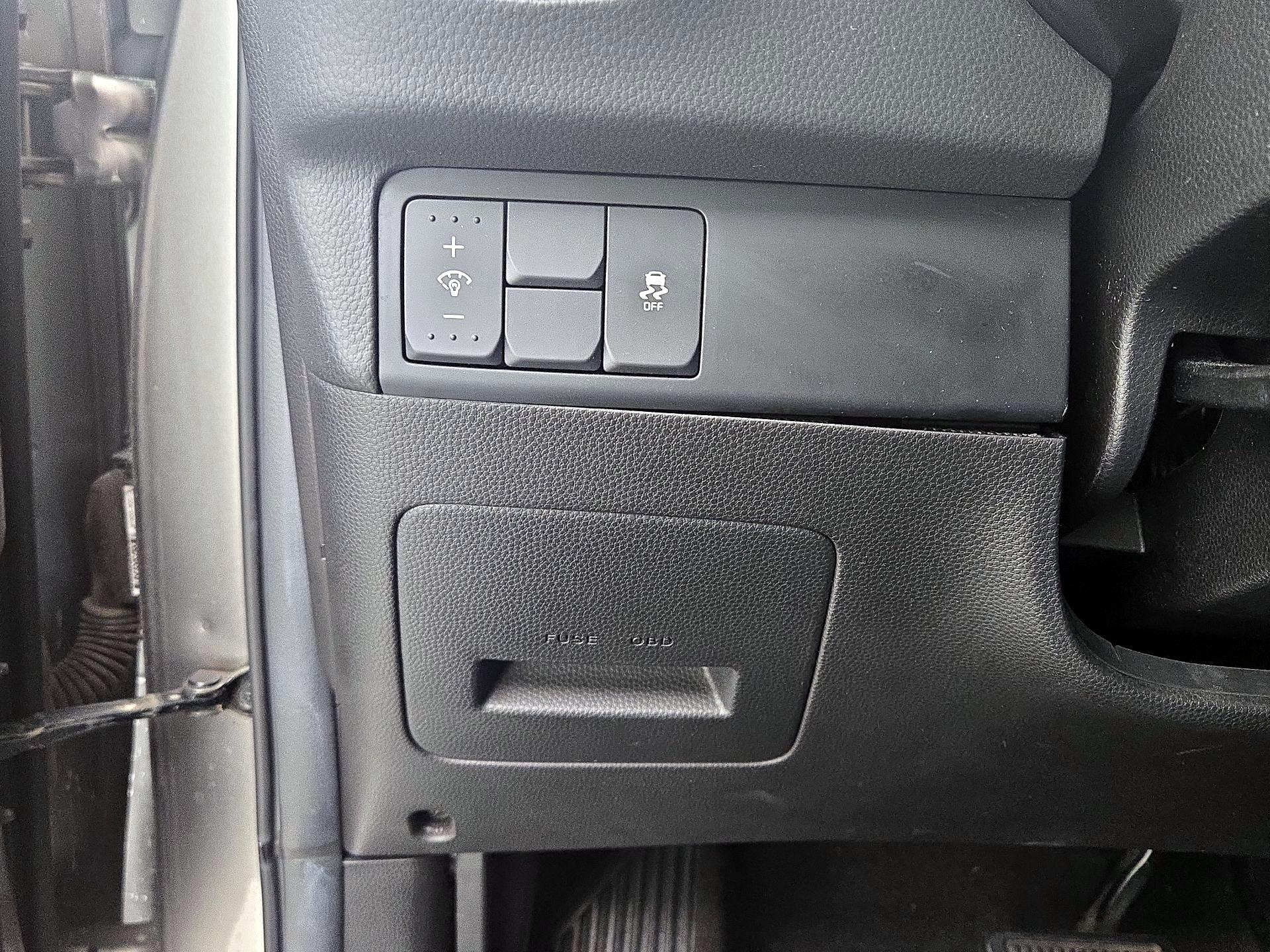 Thumbnail: 2015 Kia Soul - 13