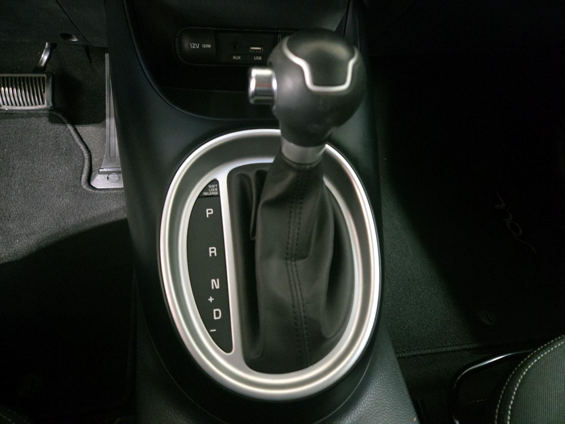 Thumbnail: 2015 Kia Soul - 16