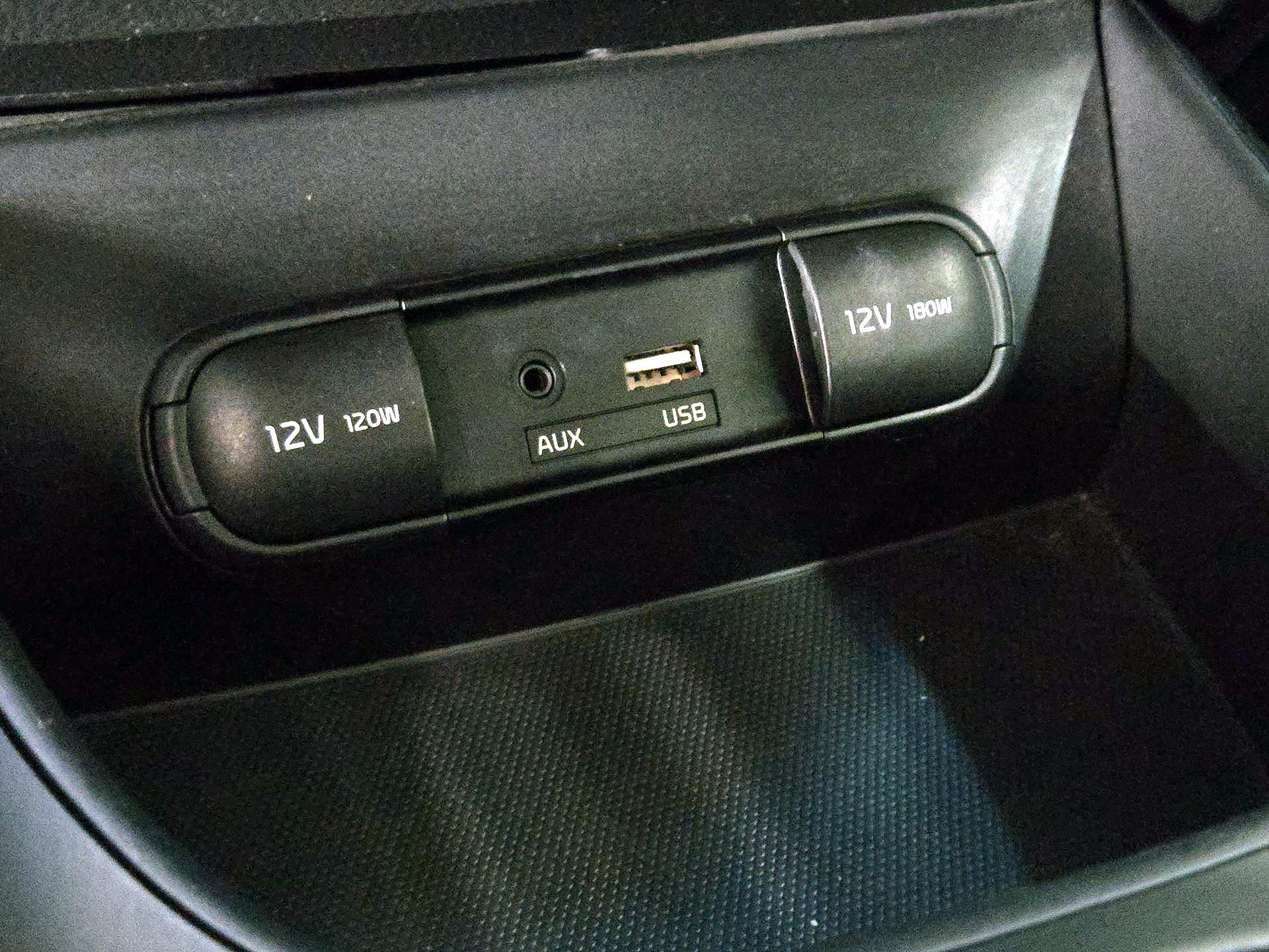 Thumbnail: 2015 Kia Soul - 17