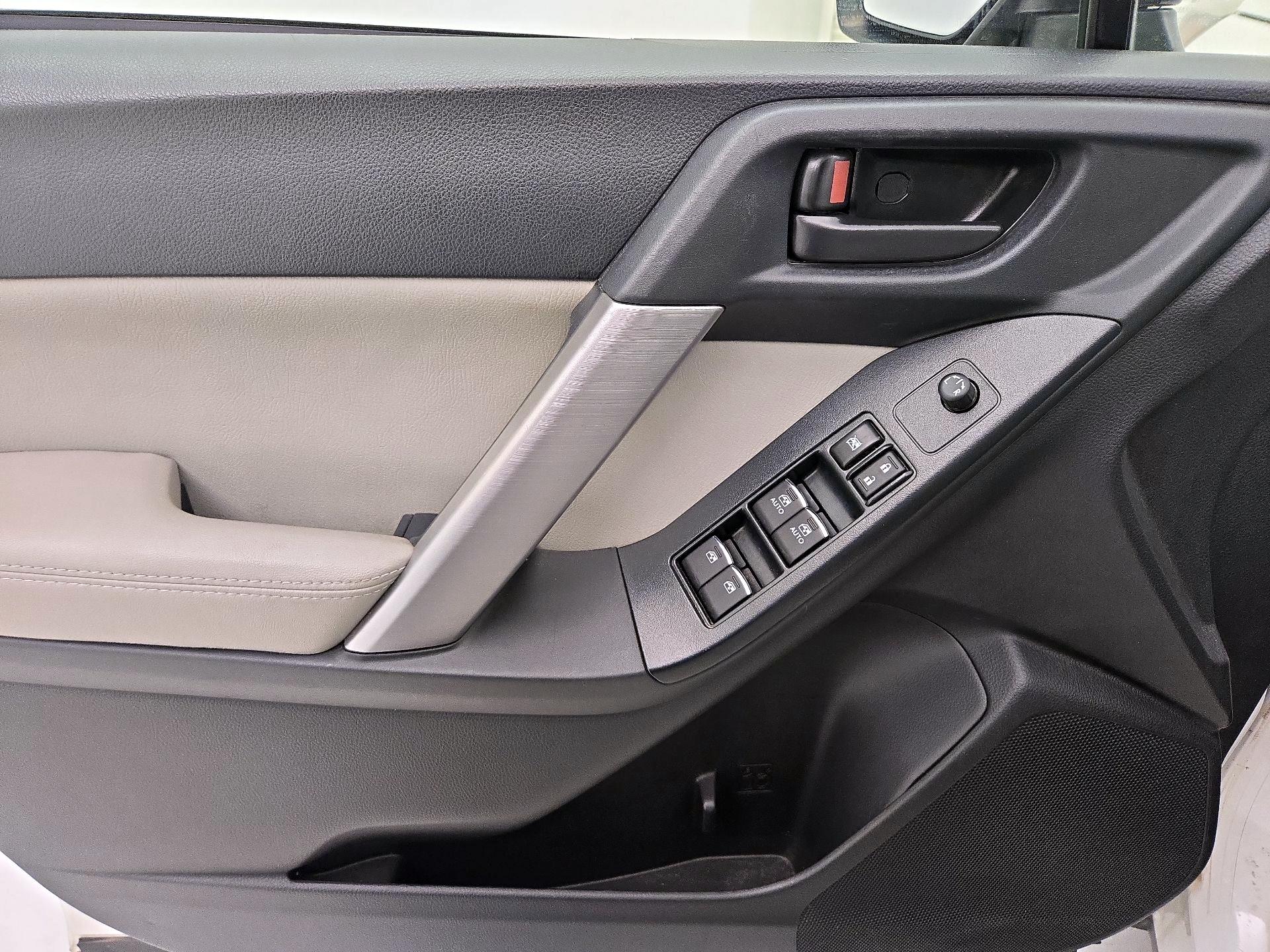 Thumbnail: 2018 Subaru Forester - 12