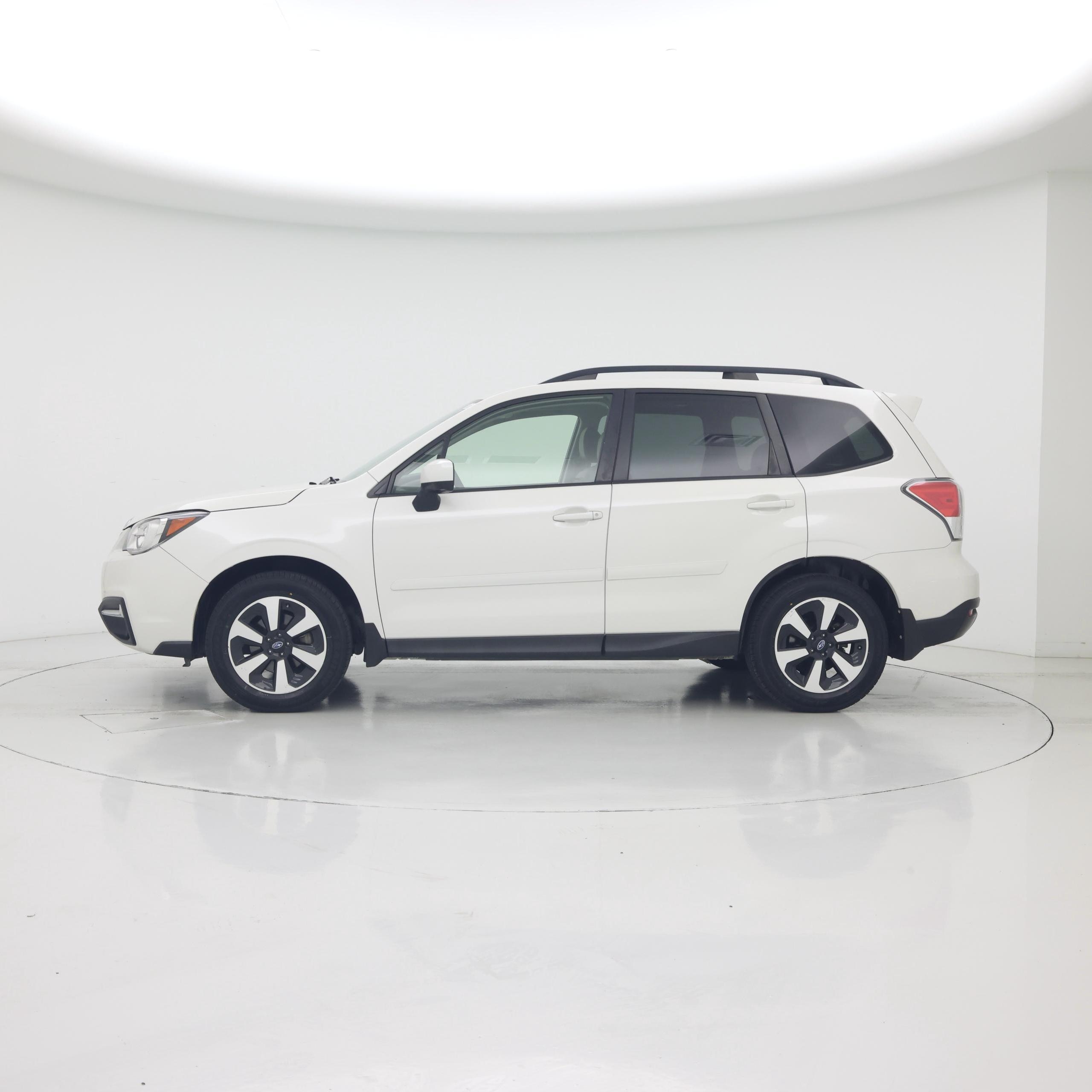 Thumbnail: 2018 Subaru Forester - 3