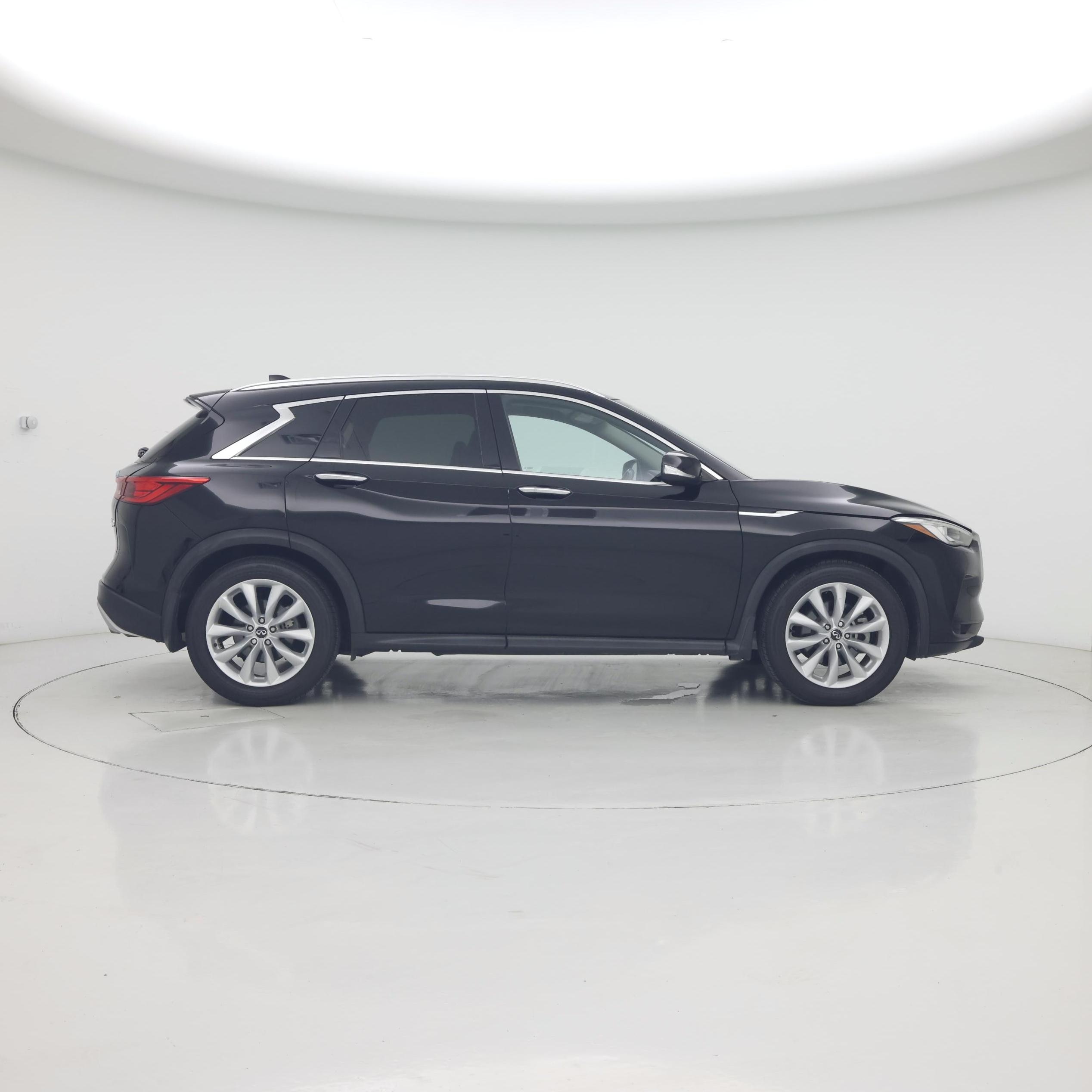 Thumbnail: 2019 INFINITI QX50 - 7