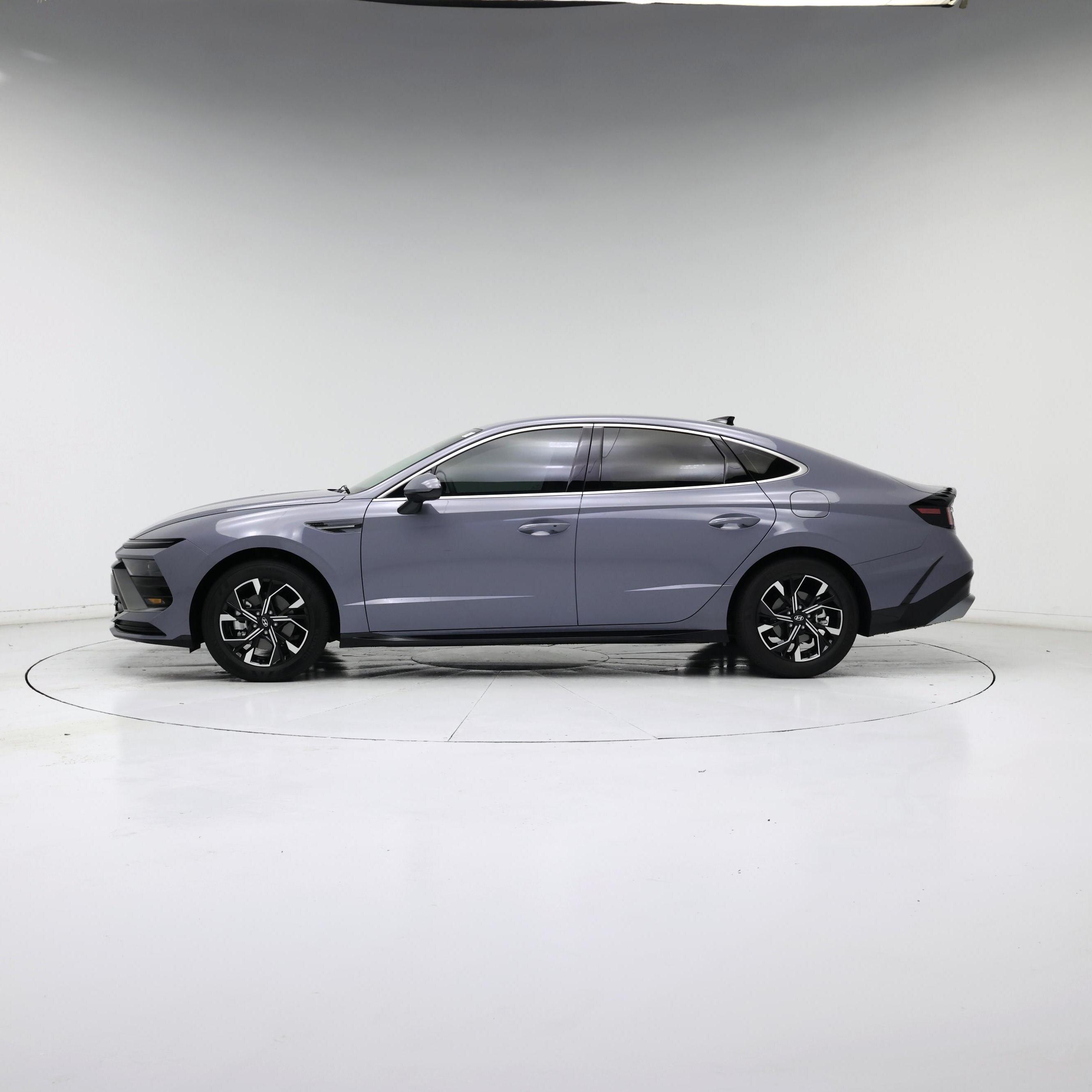 Thumbnail: 2025 Hyundai Sonata - 3