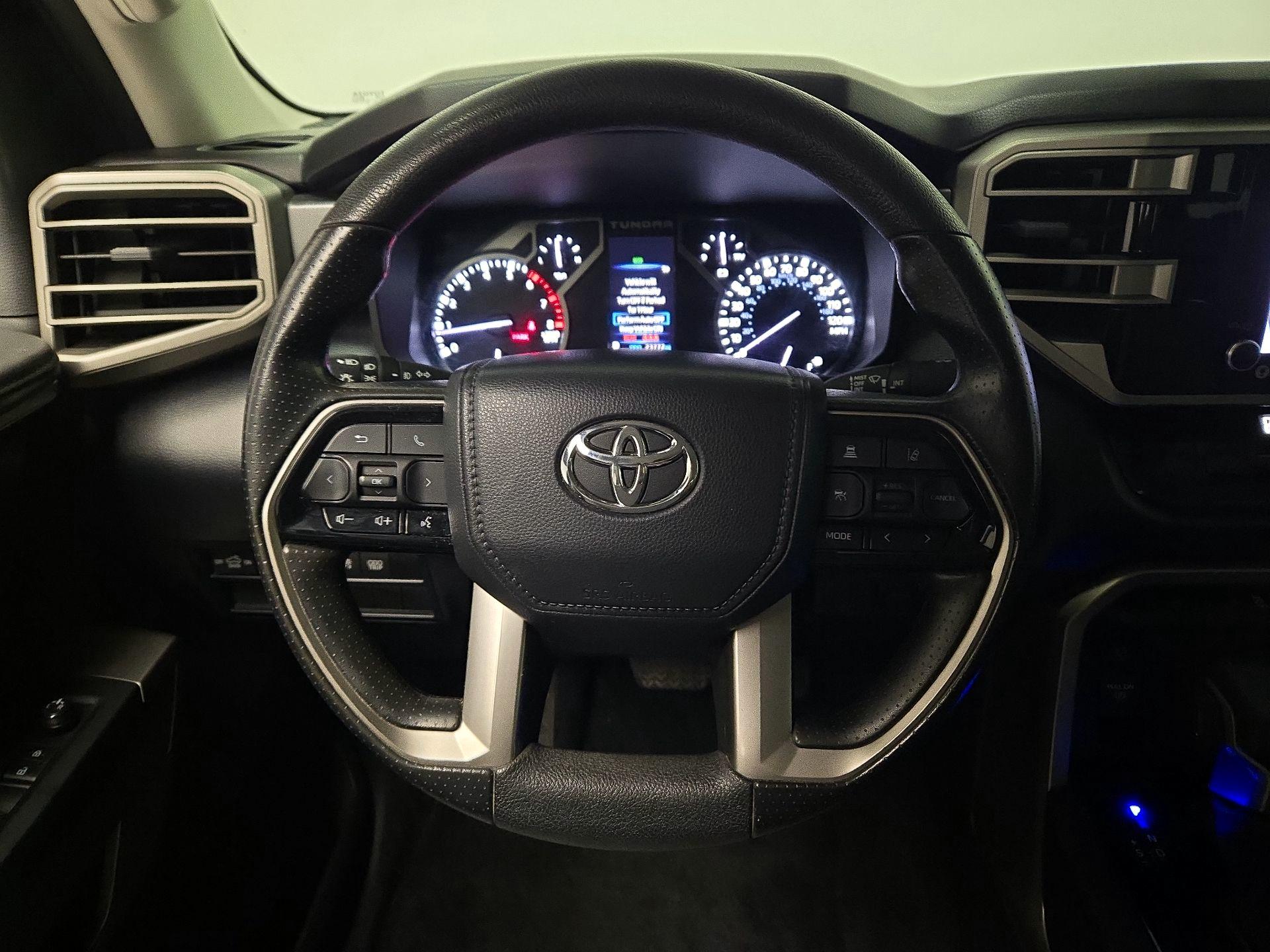 Thumbnail: 2024 Toyota Tundra - 10